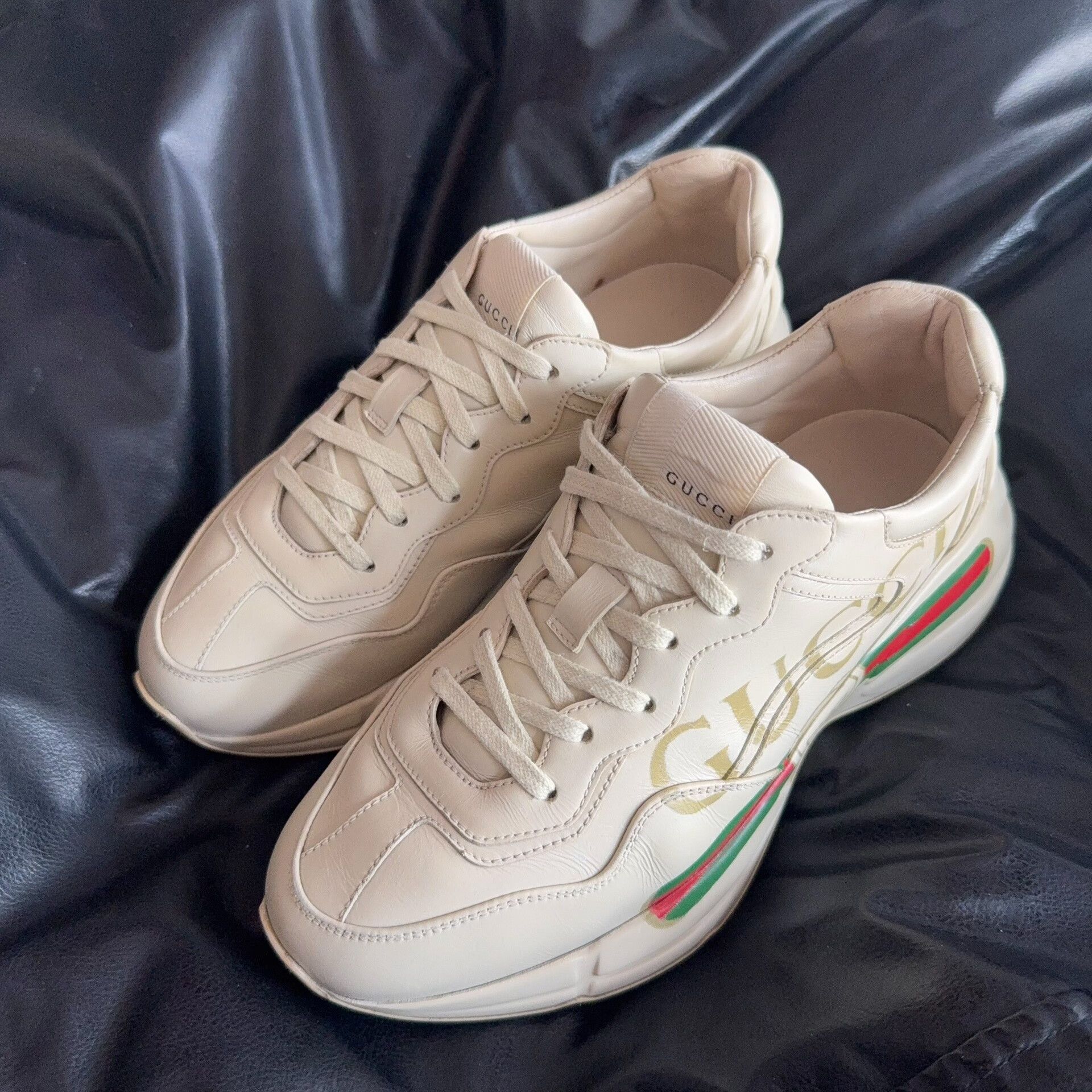 Gucci Gucci Lowtop Sneakers 38 Women Size US 7.5 / IT 37.5 - 1 Thumbnail