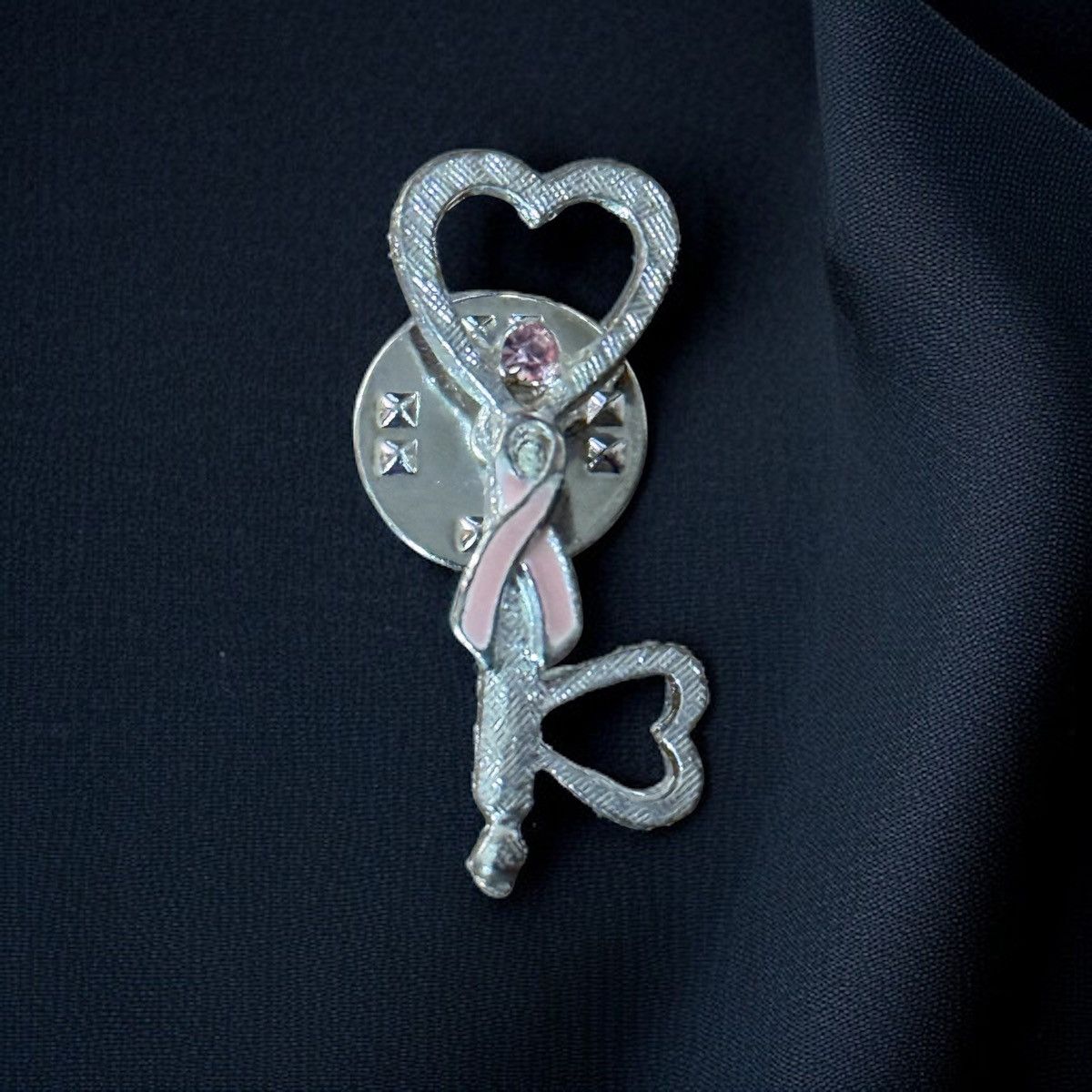 Other Silver tone skeleton heart key breast cancer awareness pin Size ONE SIZE - 1 Thumbnail