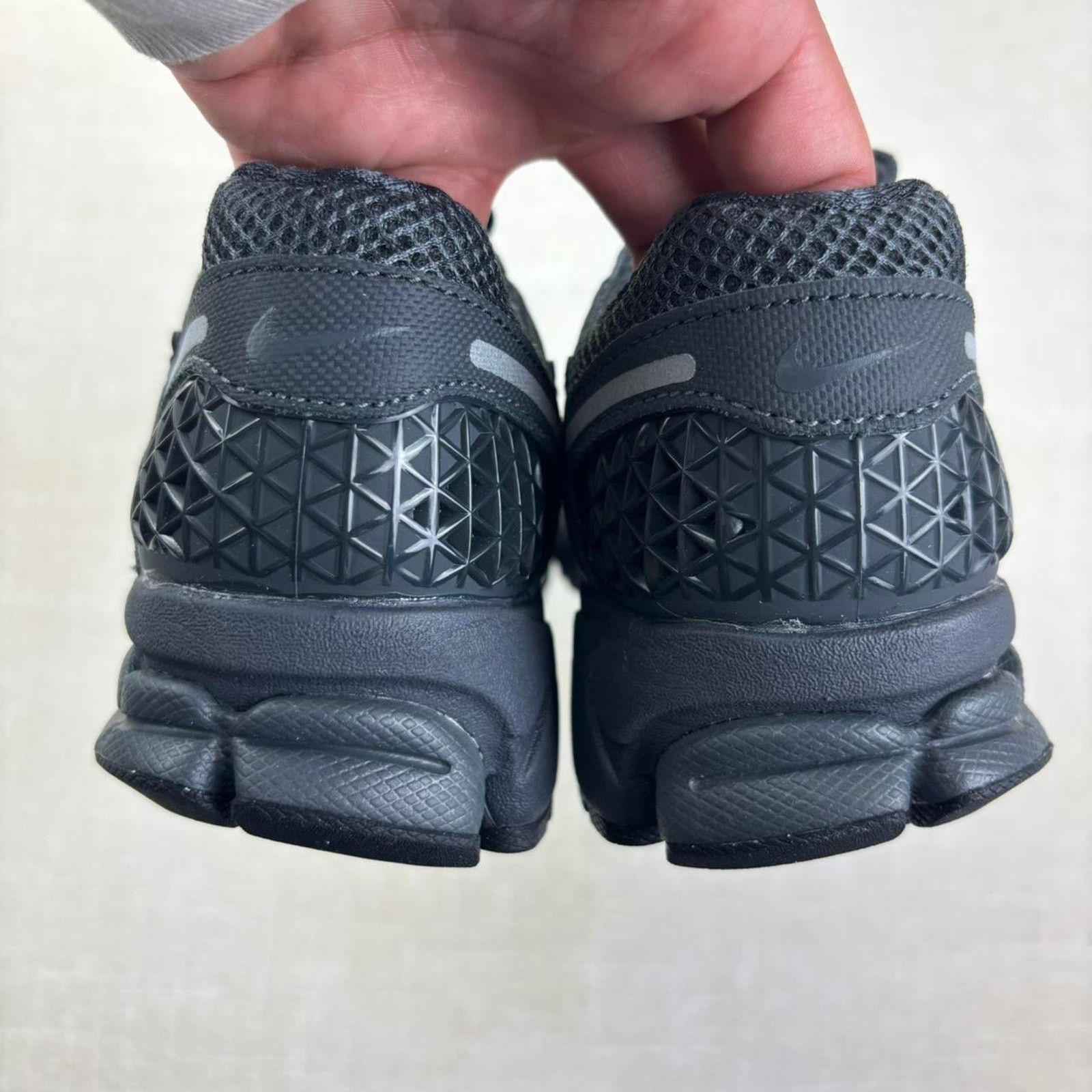 Nike 📞 2019 Nike Vomero 5 “Anthracite” 5.5W Size US 5.5 / IT 35.5 - 6 Thumbnail