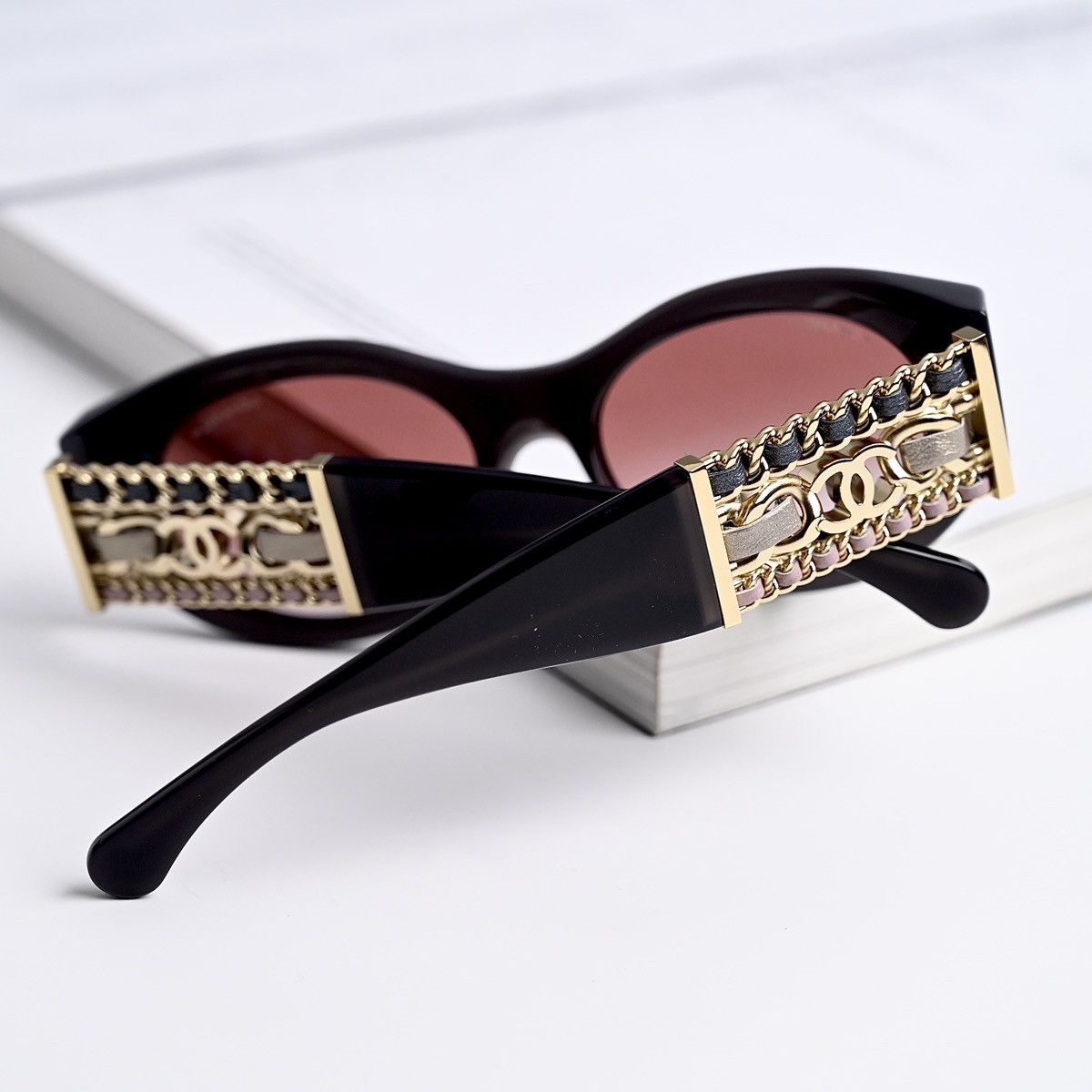 Chanel CHANEL 0CH5536Q 17168H SUNGLASSES Size ONE SIZE - 9 Thumbnail