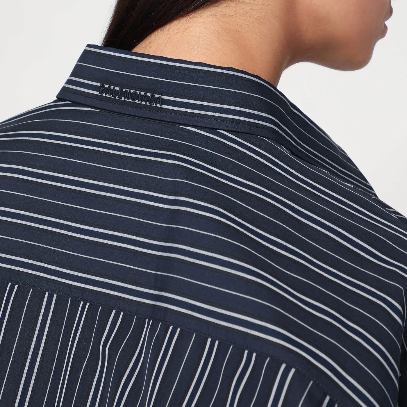 Balenciaga o1d2blof0426 Striped Cotton Button Shirt in Navy Blue Size S / US 4 / IT 40 - 4 Thumbnail