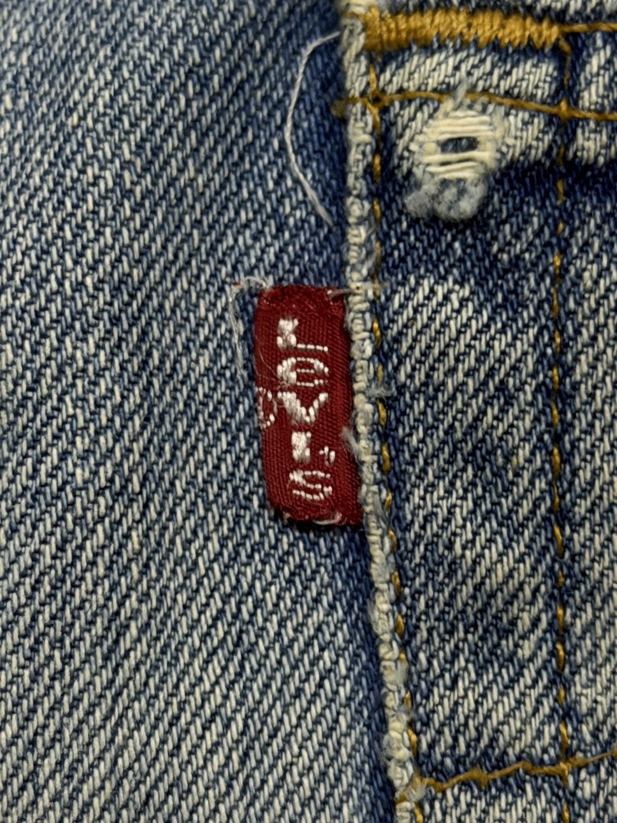 Levi's Vintage 90s Levi’s 501 USA Jeans | Regular Straight | W30 Size US 30 / EU 46 - 13 Thumbnail