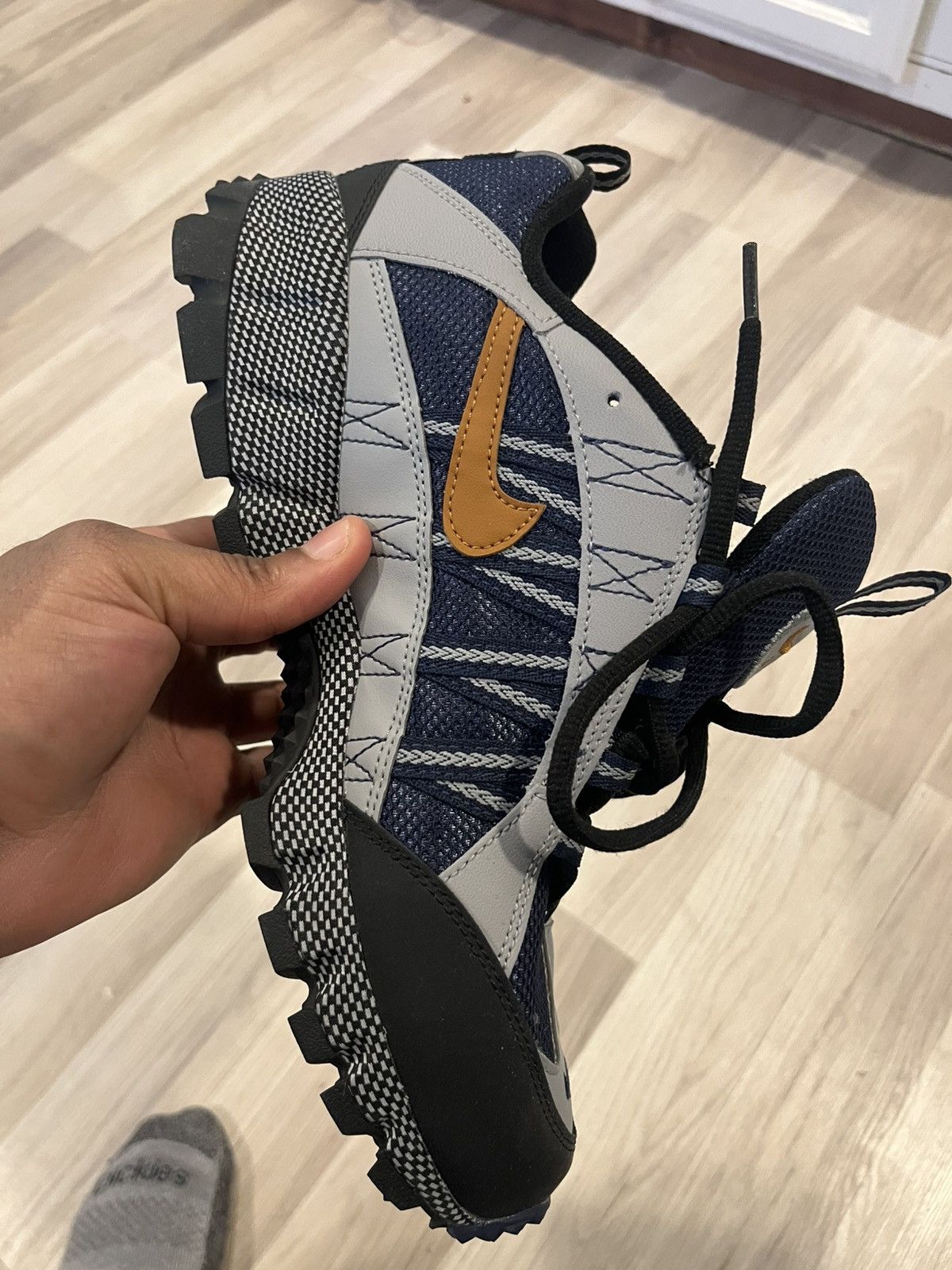 Nike ACG Nike air Humara size 10.5 Size US 10.5 / EU 43-44 - 11 Thumbnail