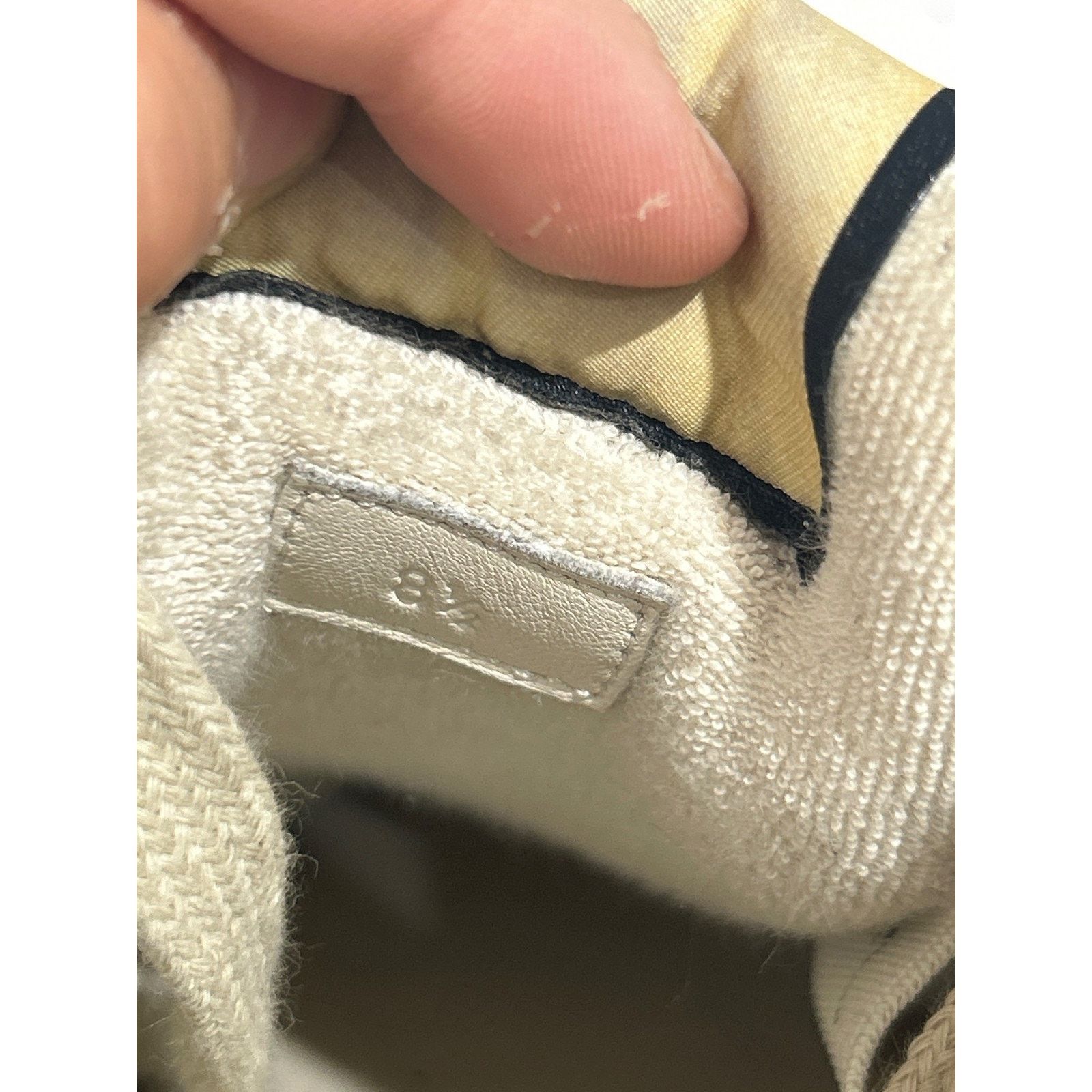 Gucci GUCCI SCREENER BLACK/WHITE LOW TOP SNEAKER SIZE 8.5 PREOWNED Size US 8.5 / EU 41-42 - 8 Thumbnail