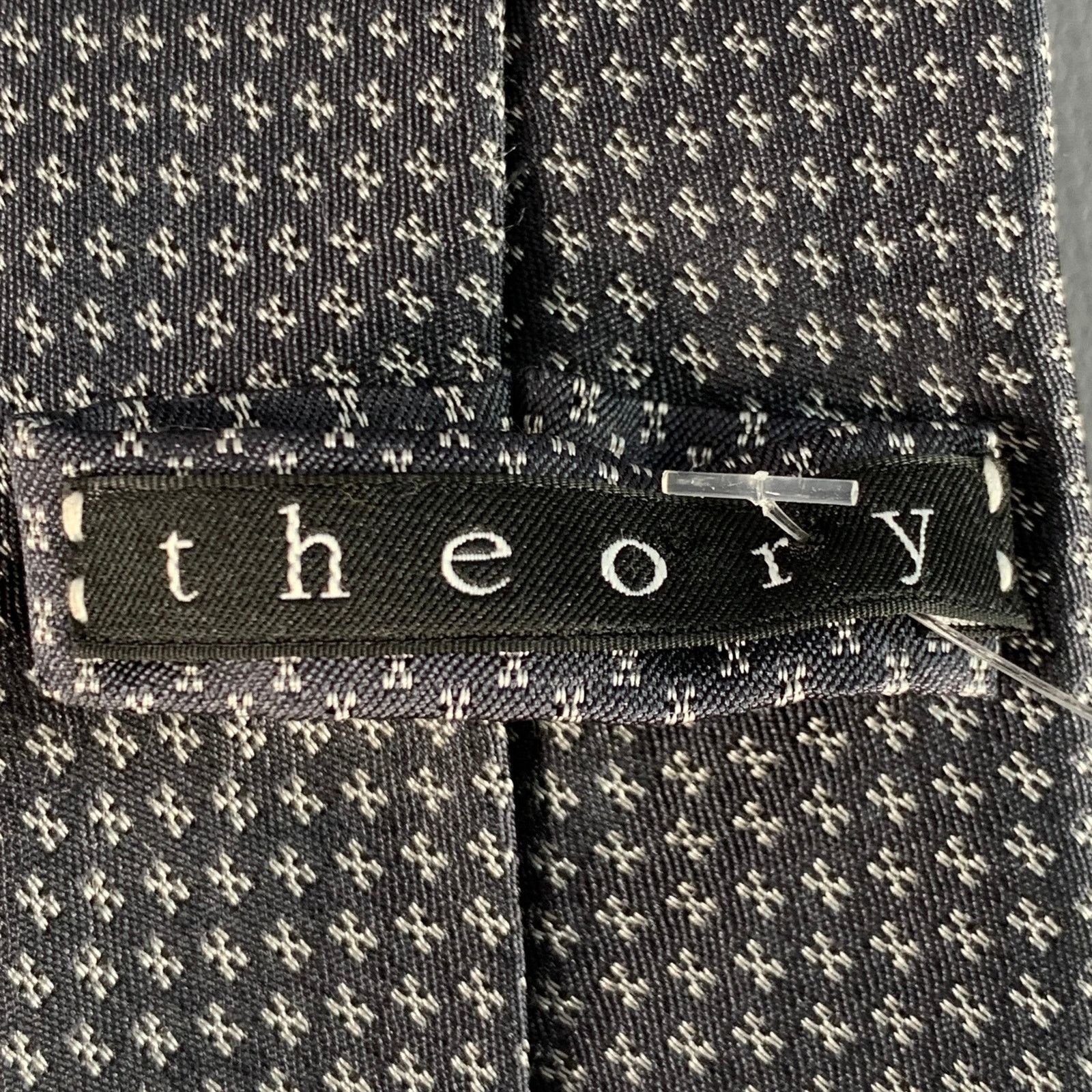 Theory THEORY One Size Black White Dots Silk Jacquard Skinny Tie Size ONE SIZE - 4 Thumbnail