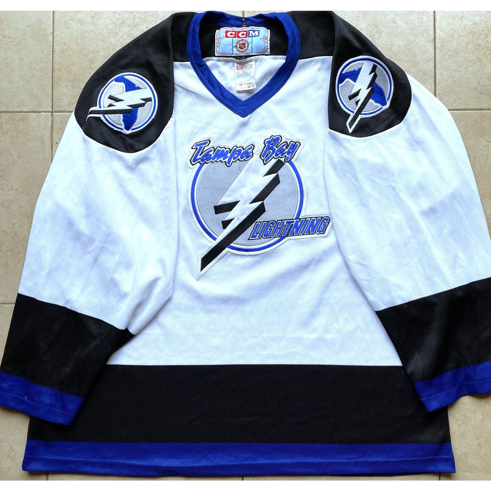 Ccm × NHL Tampa Bay Lightning 90s CCM jersey XL Florida hockey vtg Size US XL / EU 56 / 4 - 2 Thumbnail