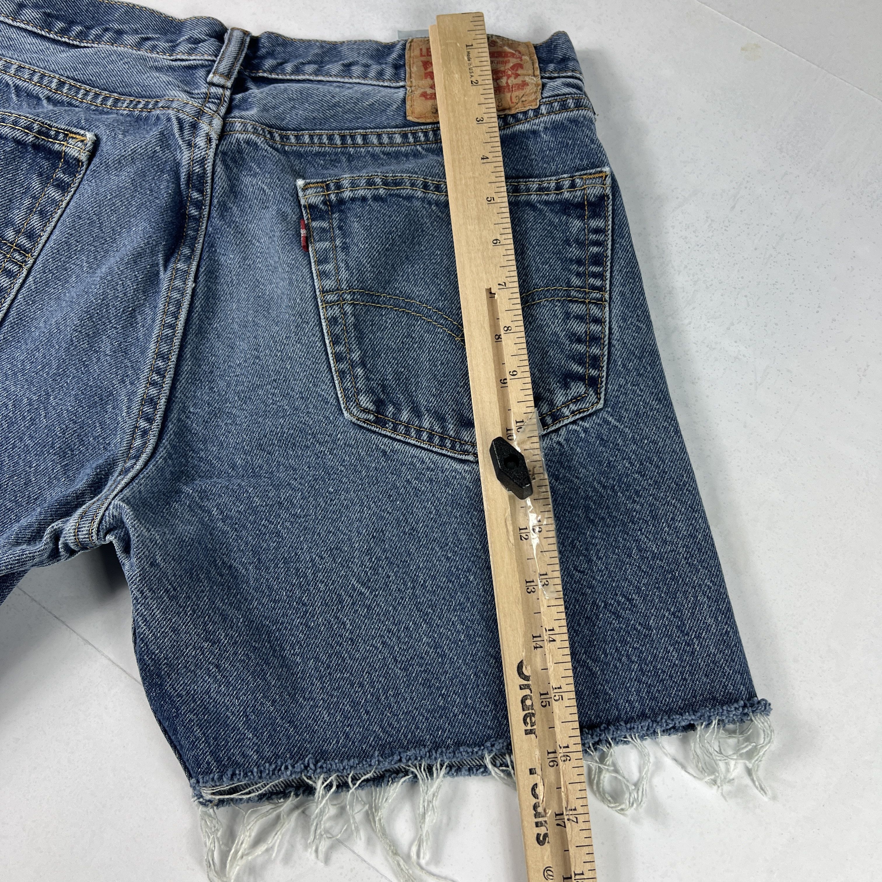 Levi's Levi's Jean Shorts 550 Relaxed Bermuda Cut Off Cotton Jorts Size US 33 - 11 Thumbnail
