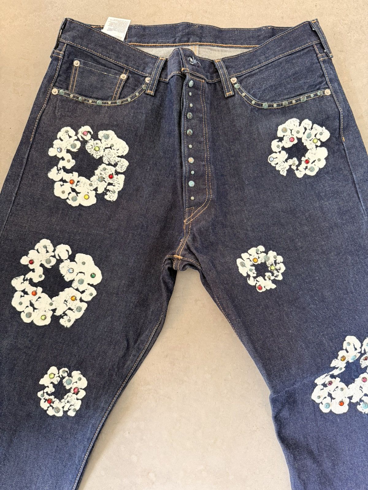 DENIM TEARS Denim Tears rhinestone wreath Size US 38 / EU 54 - 4 Thumbnail