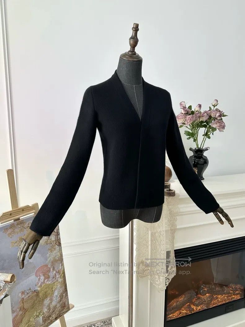 Hermes Hermes Deep V-neck cashmere knitted long shirt, black Size XS / US 0-2 / IT 36-38 - 5 Thumbnail