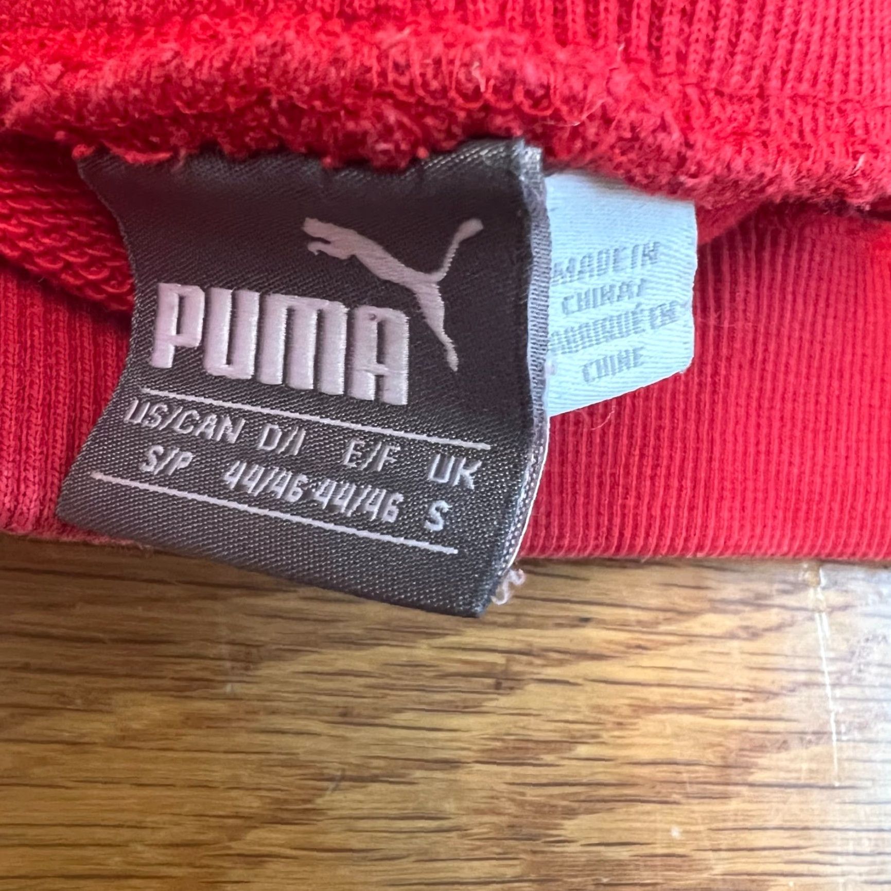 Puma VINTAGE Puma Ferrari Track Pants Mens Size S Athletic Red Pockets Cars 90s Retro Size US 29 - 7 Thumbnail