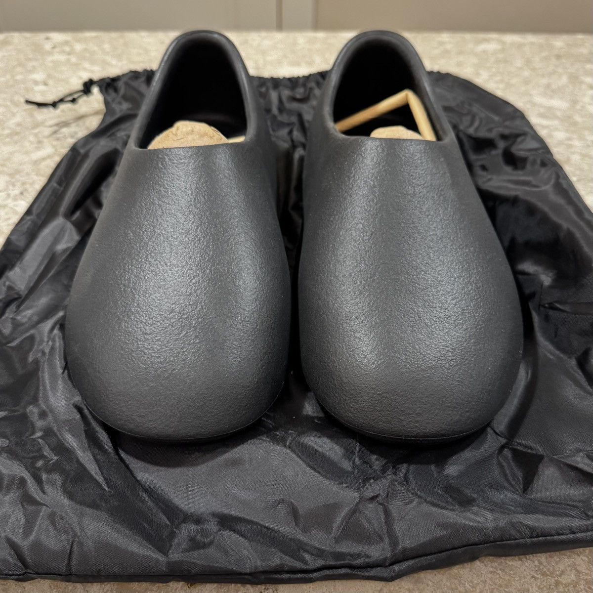 Yeezy Yeezy YZY SL-01 Size US 6 / EU 39 - 1 Thumbnail