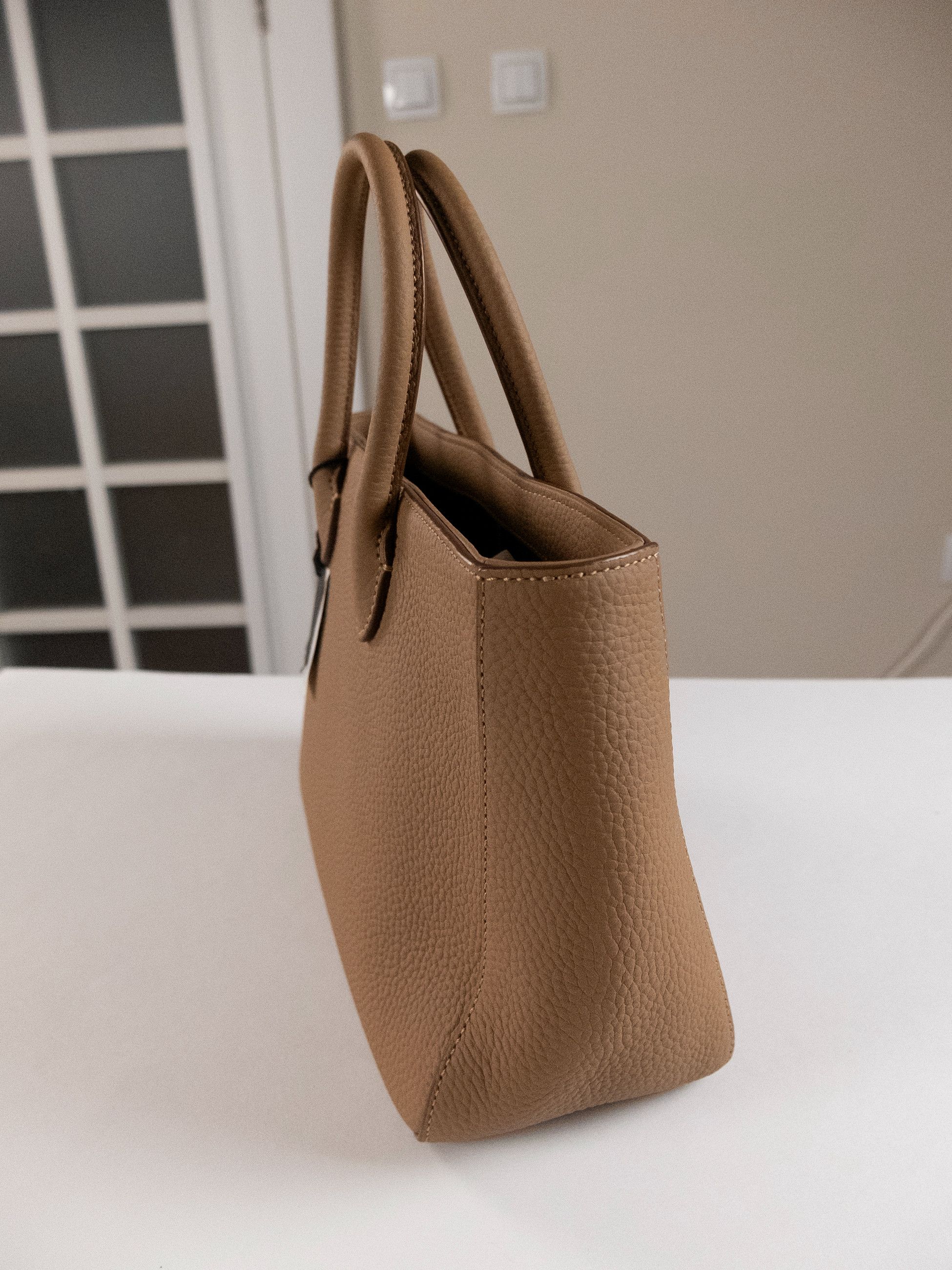 The Row THE ROW Small Day Luxe sandpit brown leather bag handbag q Size ONE SIZE - 5 Thumbnail