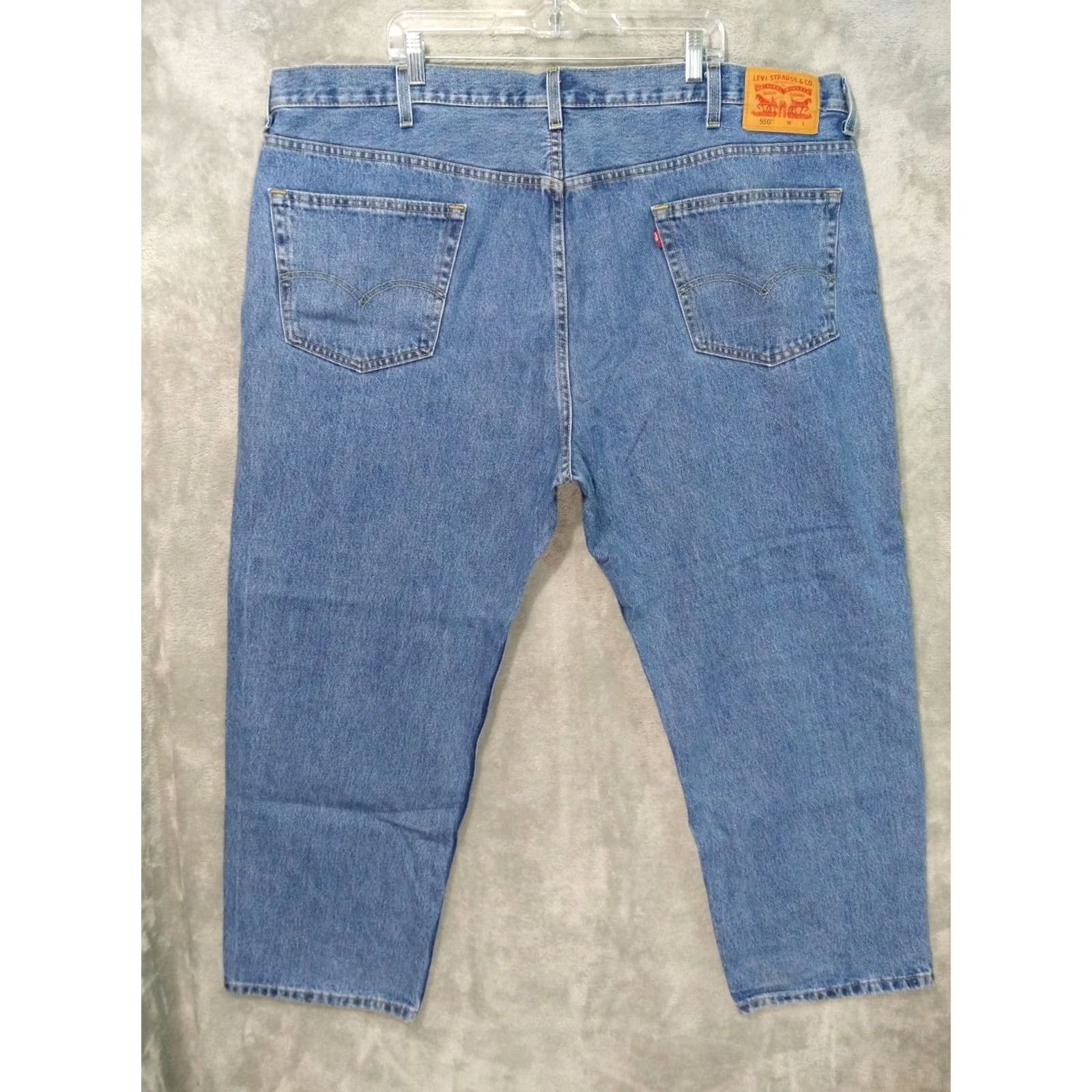 Levi's Levis 550 Jeans Mens 48x30 Blue Denim Relaxed Fit Tapered Leg Medium Wash Size US 32 / EU 48 - 2 Thumbnail