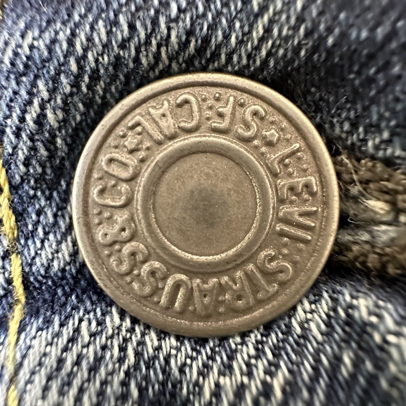 Levi's Levis 514 Straight Leg Men's 38x32 Medium Wash Blue jeans Size US 38 / EU 54 - 12 Thumbnail