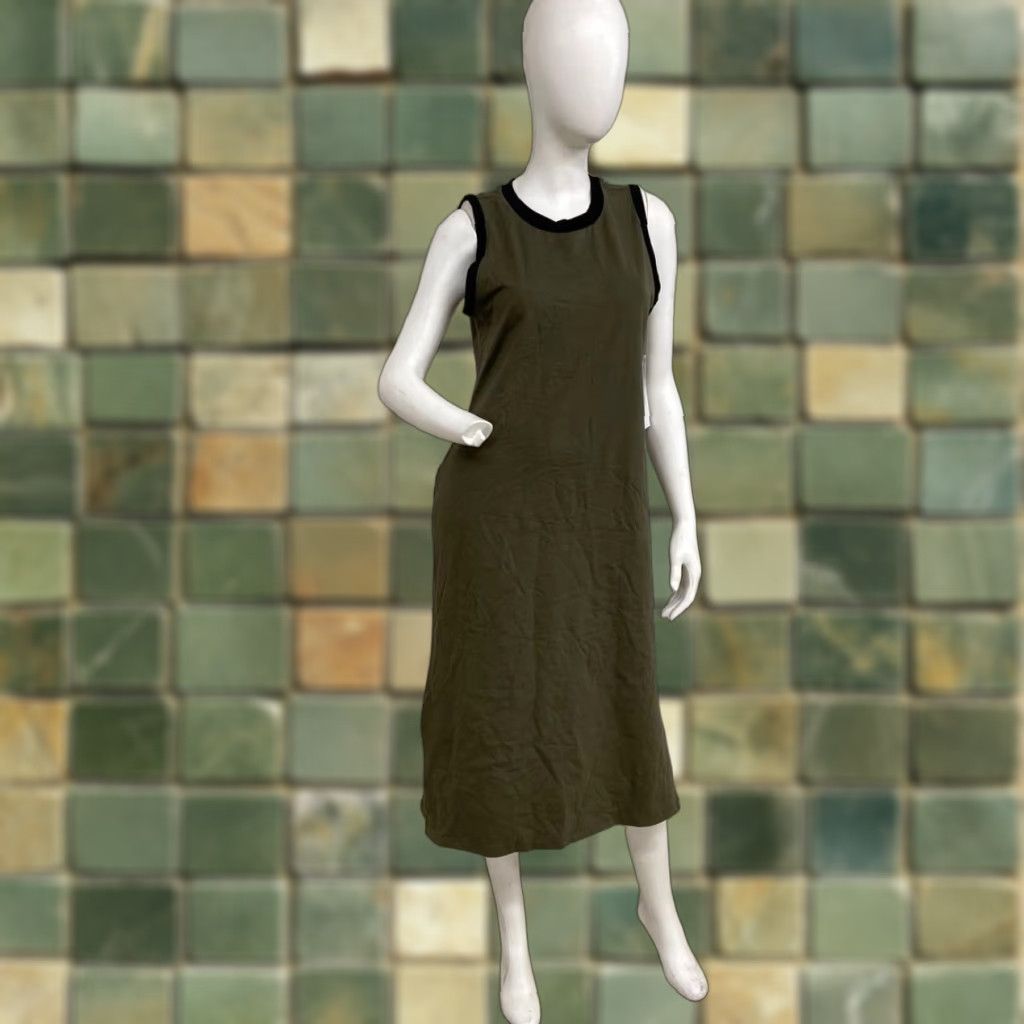green emerald velvet dress Calvin Klein Girls Logo Tape Punto Dress in Green main image 0