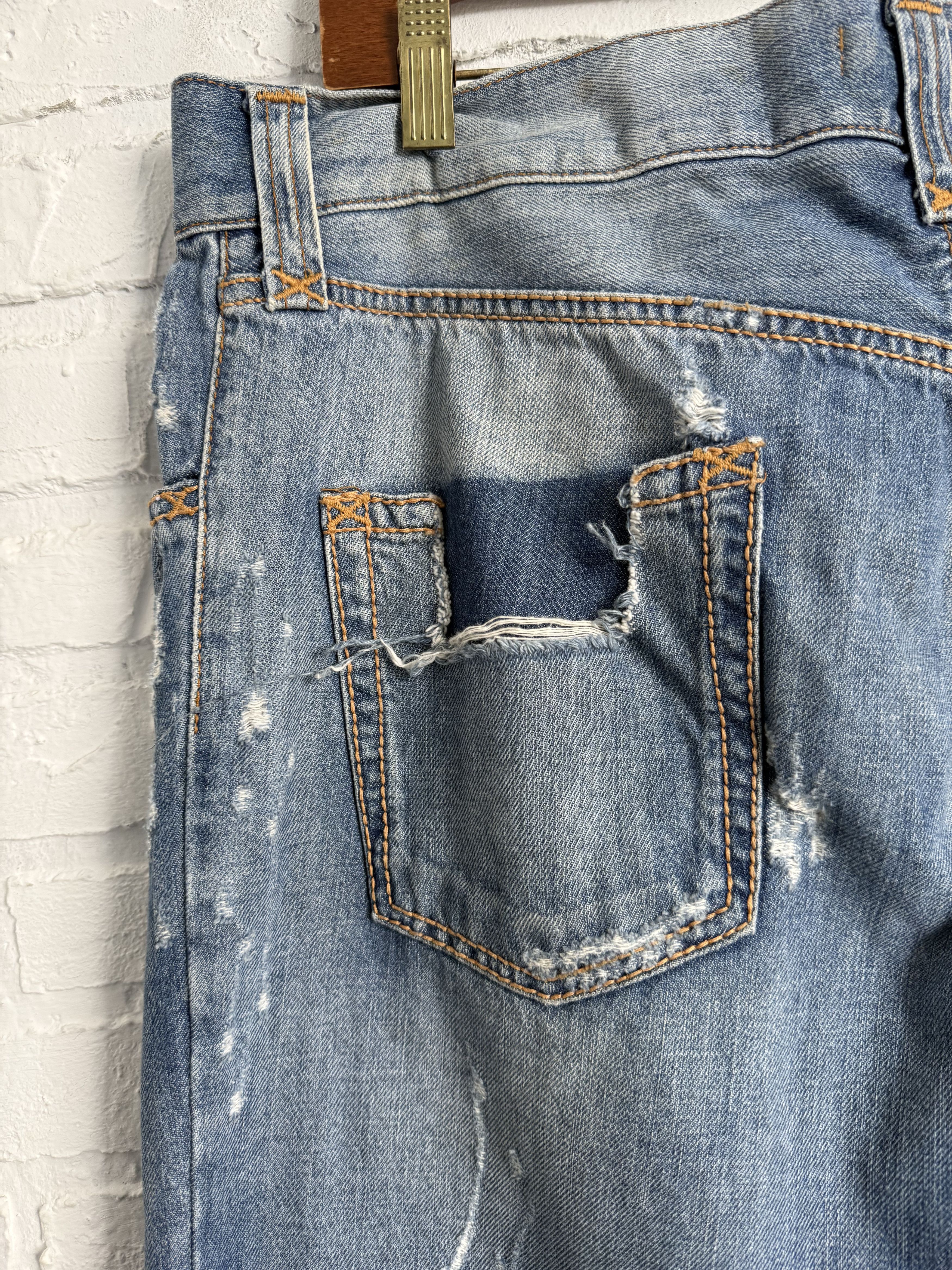 Dolce & Gabbana Vintage 2000s Dolce & Gabbana distressed jeans peace logo Size US 36 / EU 52 - 14 Thumbnail