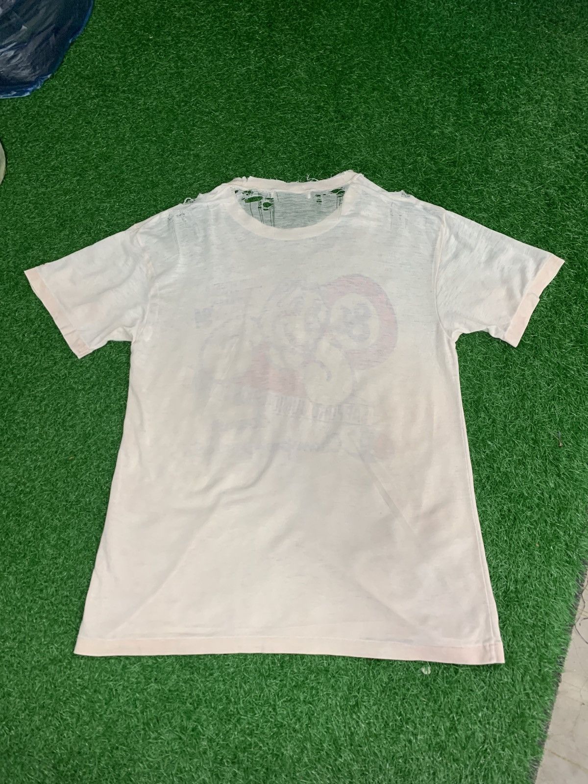 Champion Vintage Champion Distress Tee Size US S / EU 44-46 / 1 - 9 Thumbnail