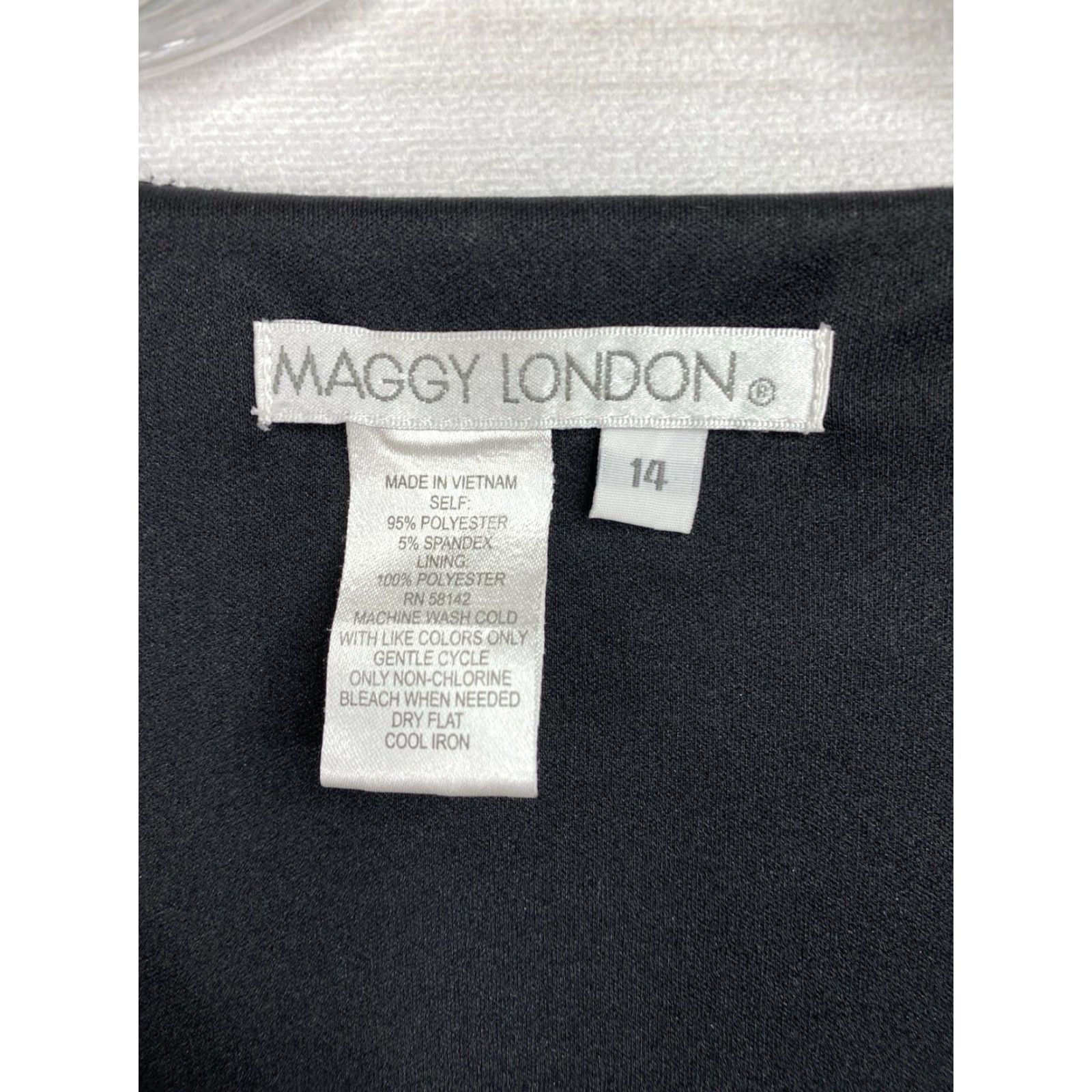 MAGGY LONDON VINTAGE Maggy London Dress Sz 14 Black Geometric "Chain" Print Slouch Neck 3/4 Sleeve Size XL / US 12-14 / IT 48-50 - 5 Thumbnail