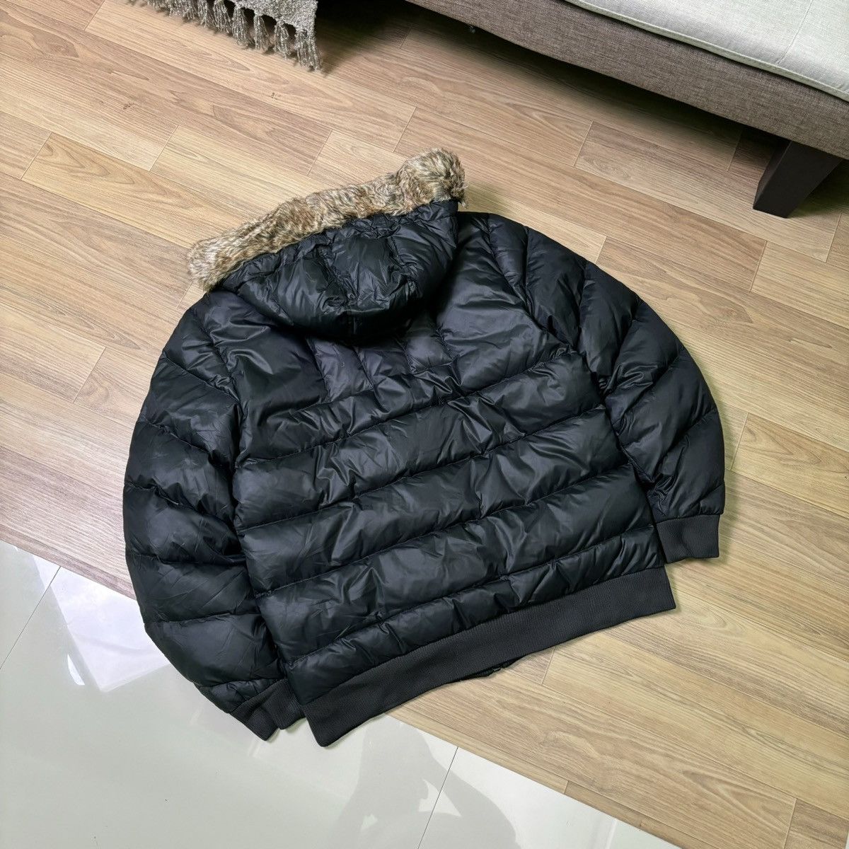 14th Addiction × If Six Was Nine × Le Grande Bleu (L.G.B.) Vintage Tommy Hilfiger fur Jacket down puffer LGB style Size US L / EU 52-54 / 3 - 4 Thumbnail