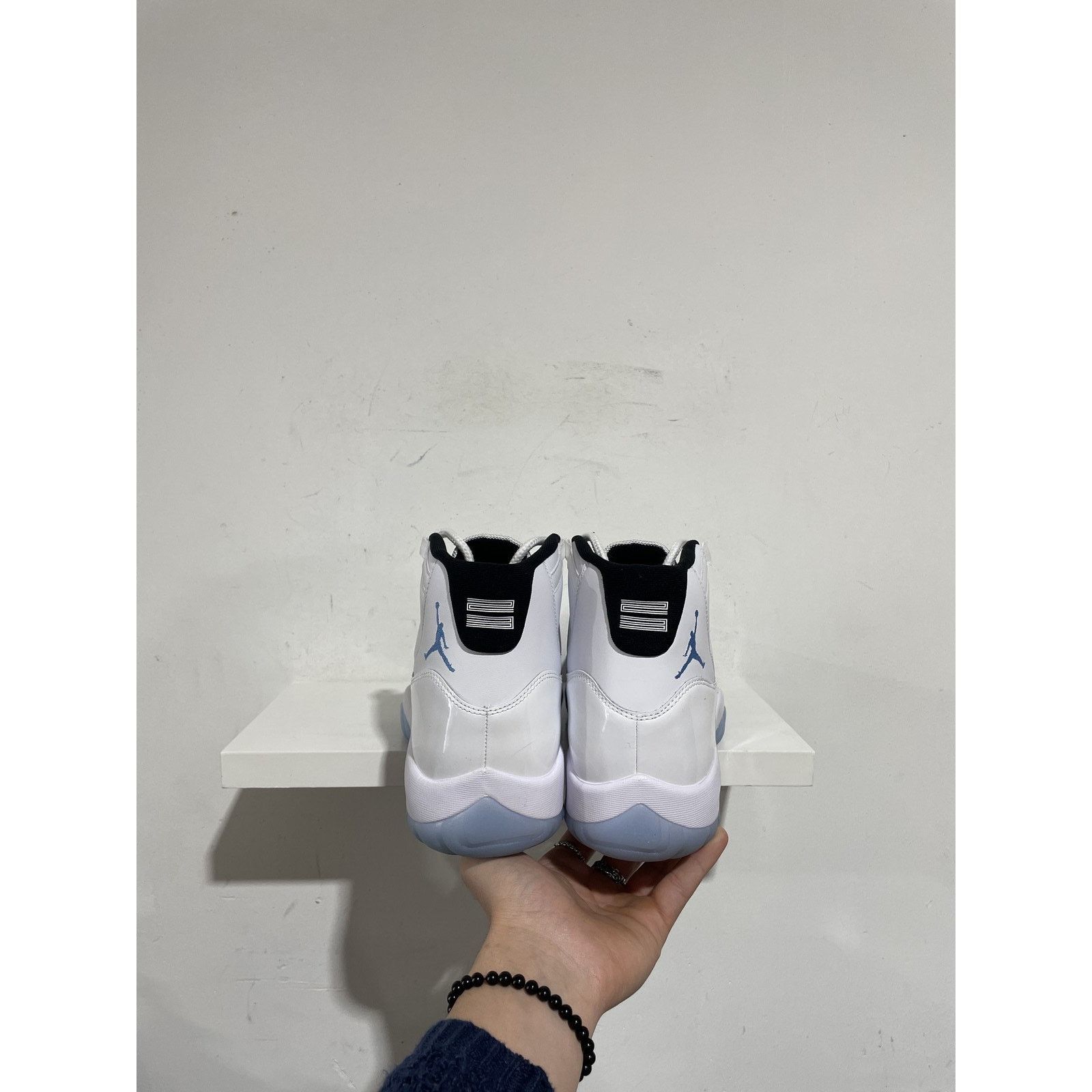 Jordan Brand NIKE JORDAN 11 LEGEND BLUE SIZE 11.5 NEW Size US 11.5 / EU 44-45 - 4 Thumbnail