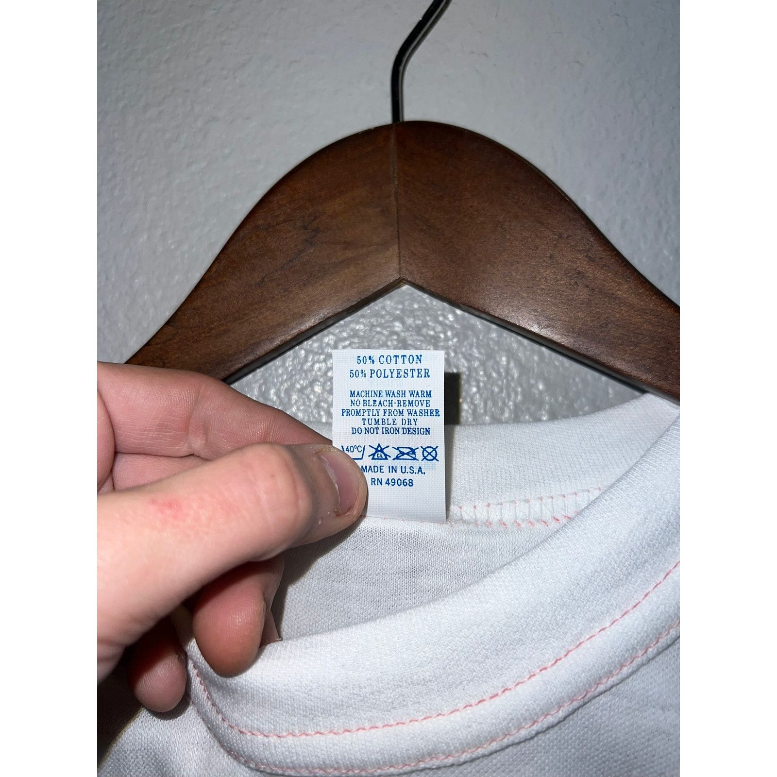 Vintage 80s Women's MJ Soffe White Pink Raglan Shirt Top Women M Size M / US 6-8 / IT 42-44 - 7 Thumbnail