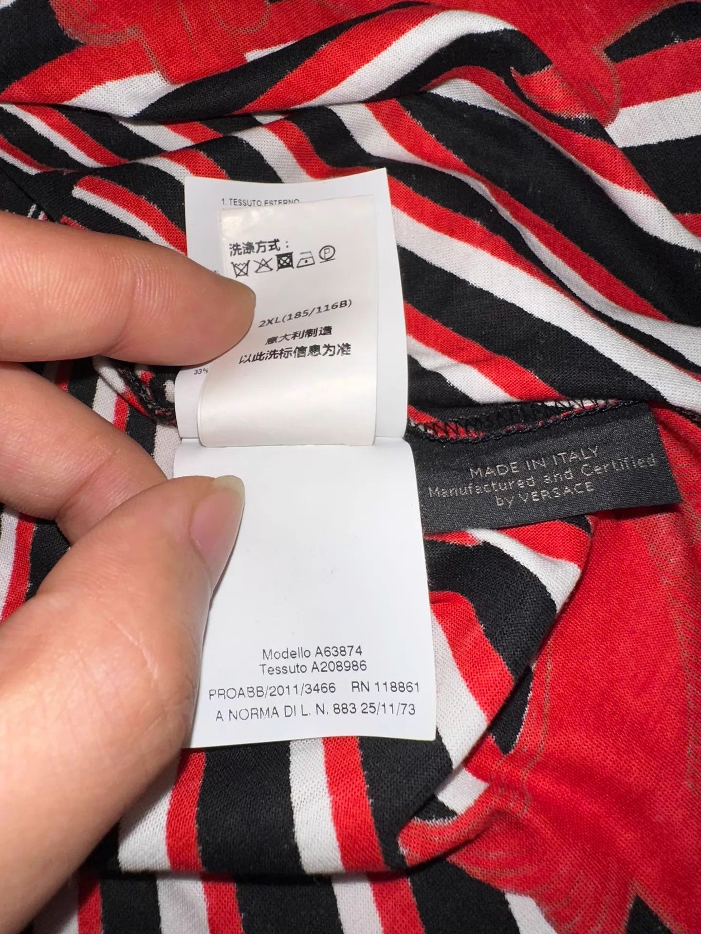 Versace Versace Main Red Black Gold Baroque Graffiti Runway Tee 2XL Size US XXL / EU 58 / 5 - 9 Thumbnail
