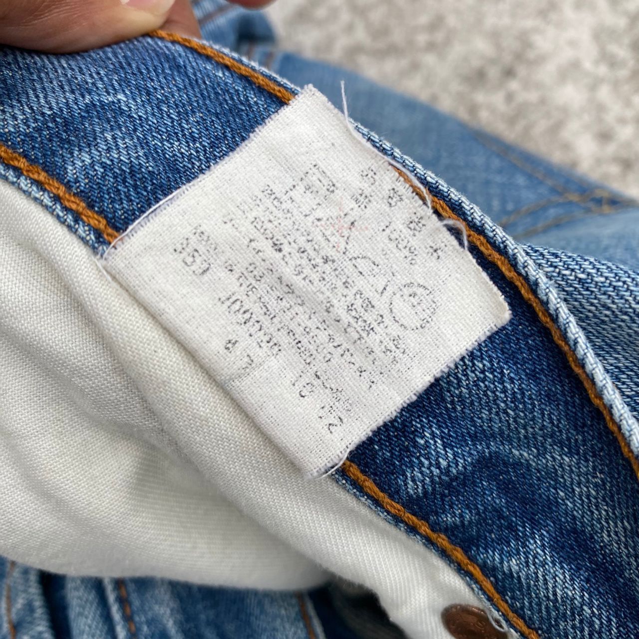 Levi's Vintage Levis 504 Distressed Denim Kurt Cobain Style Size US 33 - 17 Thumbnail