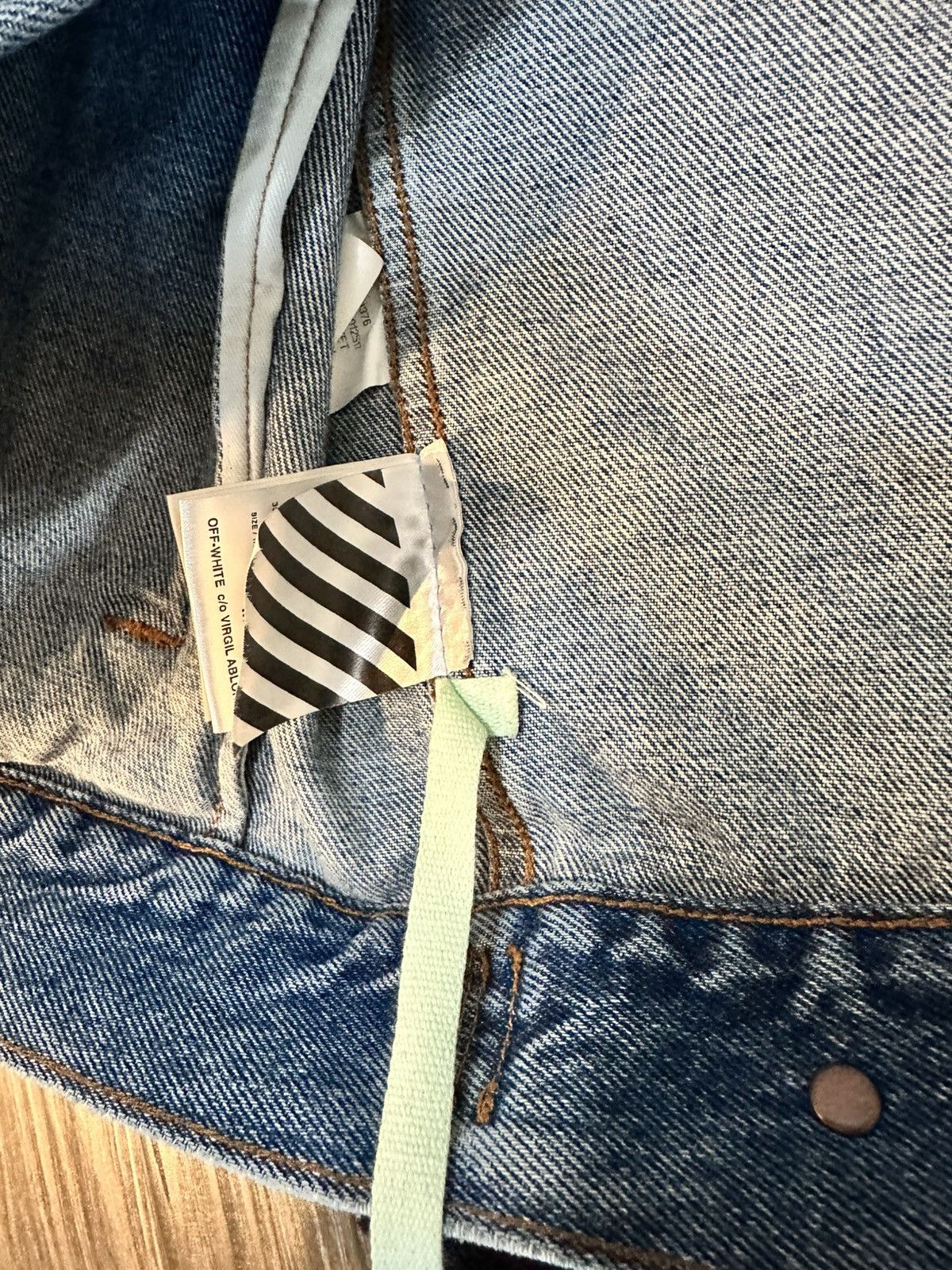 Off-White Off-White Spray Paint Denim Jacket Size US M / EU 48-50 / 2 - 5 Thumbnail