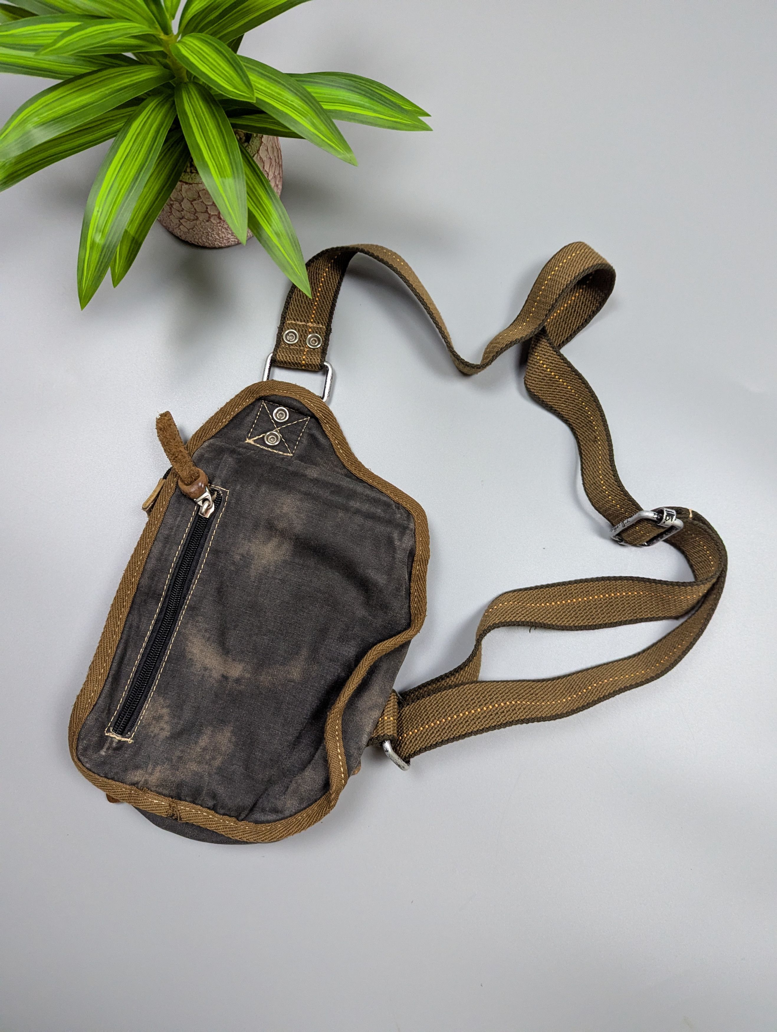 Vintage Toscanino VTG Italy Y2K Distressed Denim Crossbody Size ONE SIZE - 11 Thumbnail
