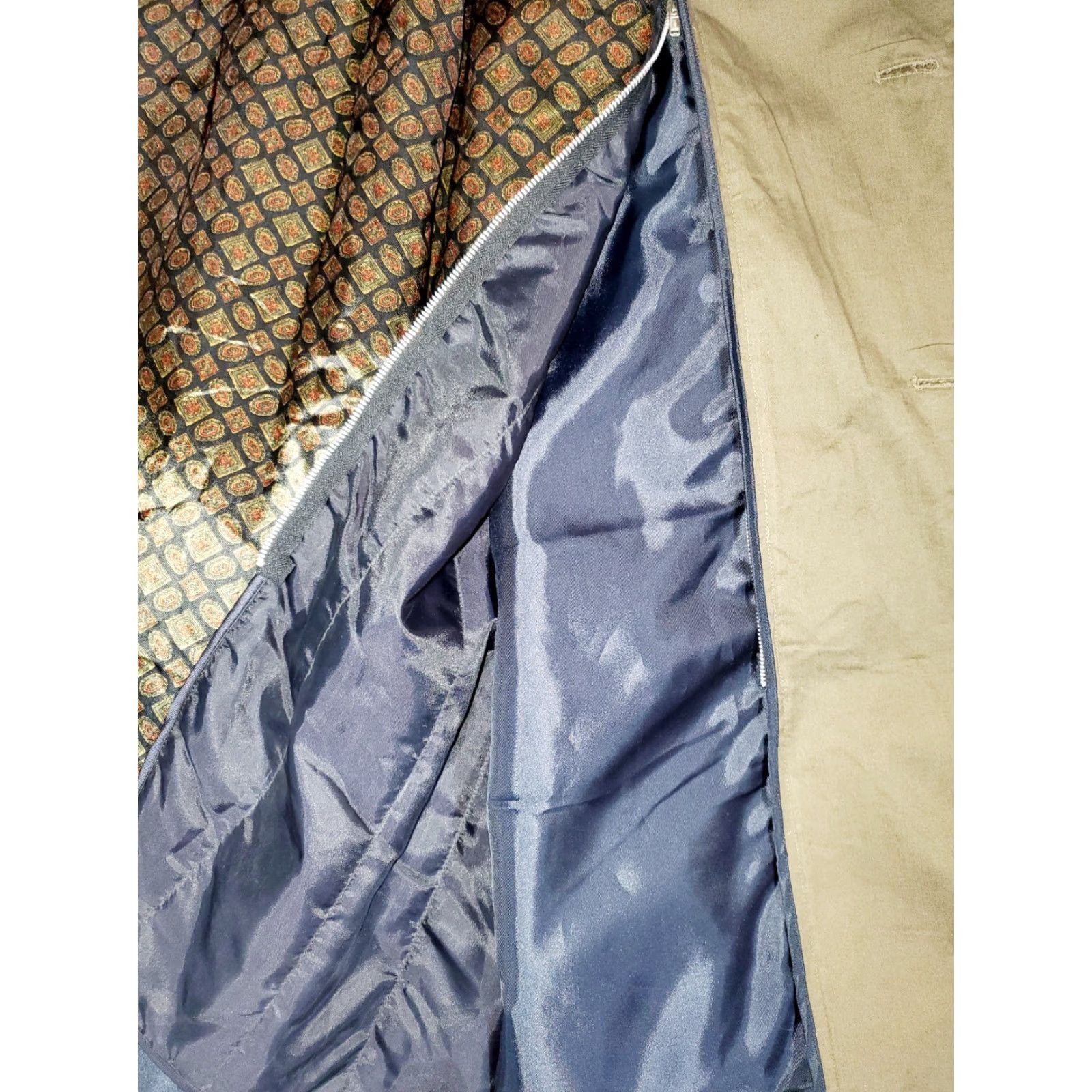 Vintage VINTAGE Adolfo Trench Coat Mens Brown 70s 42R Duster Overcoat 100% Cotton Zip Liner Vintage Look Trench Coat/Mac Mens Brown 70s Size US XS / EU 42 / 0 - 7 Thumbnail