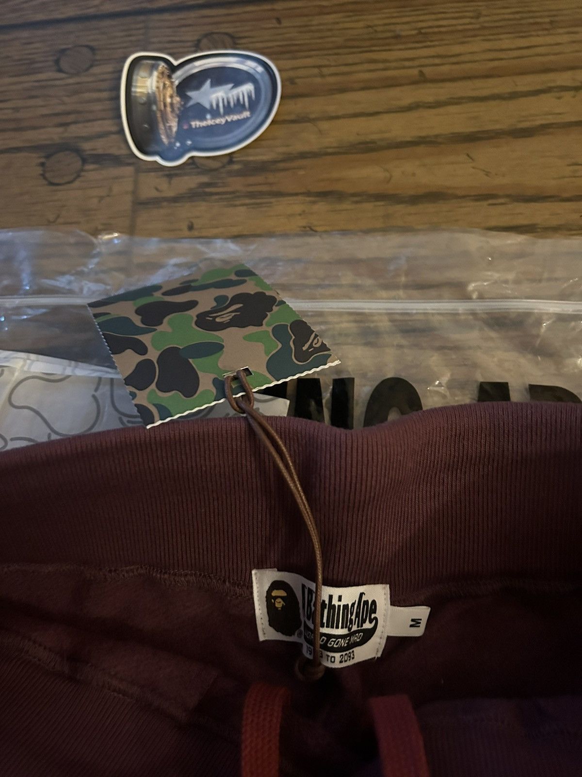 Bape Bape Burgundy Shark Slim Sweat Pants Size US 30 / EU 46 - 3 Thumbnail