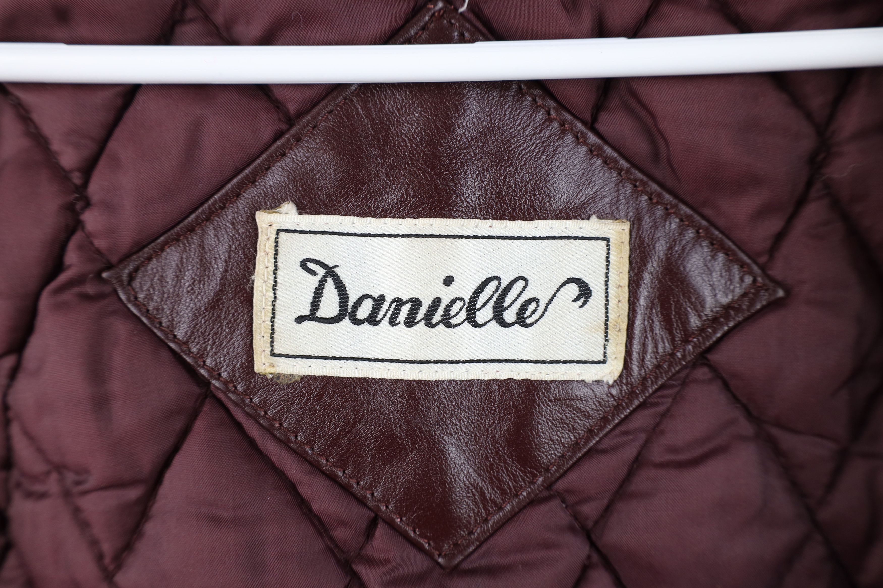 Vintage Vintage 70s Streetwear Buckle Back Leather Jacket Oxblood Size L / US 10 / IT 46 - 11 Thumbnail