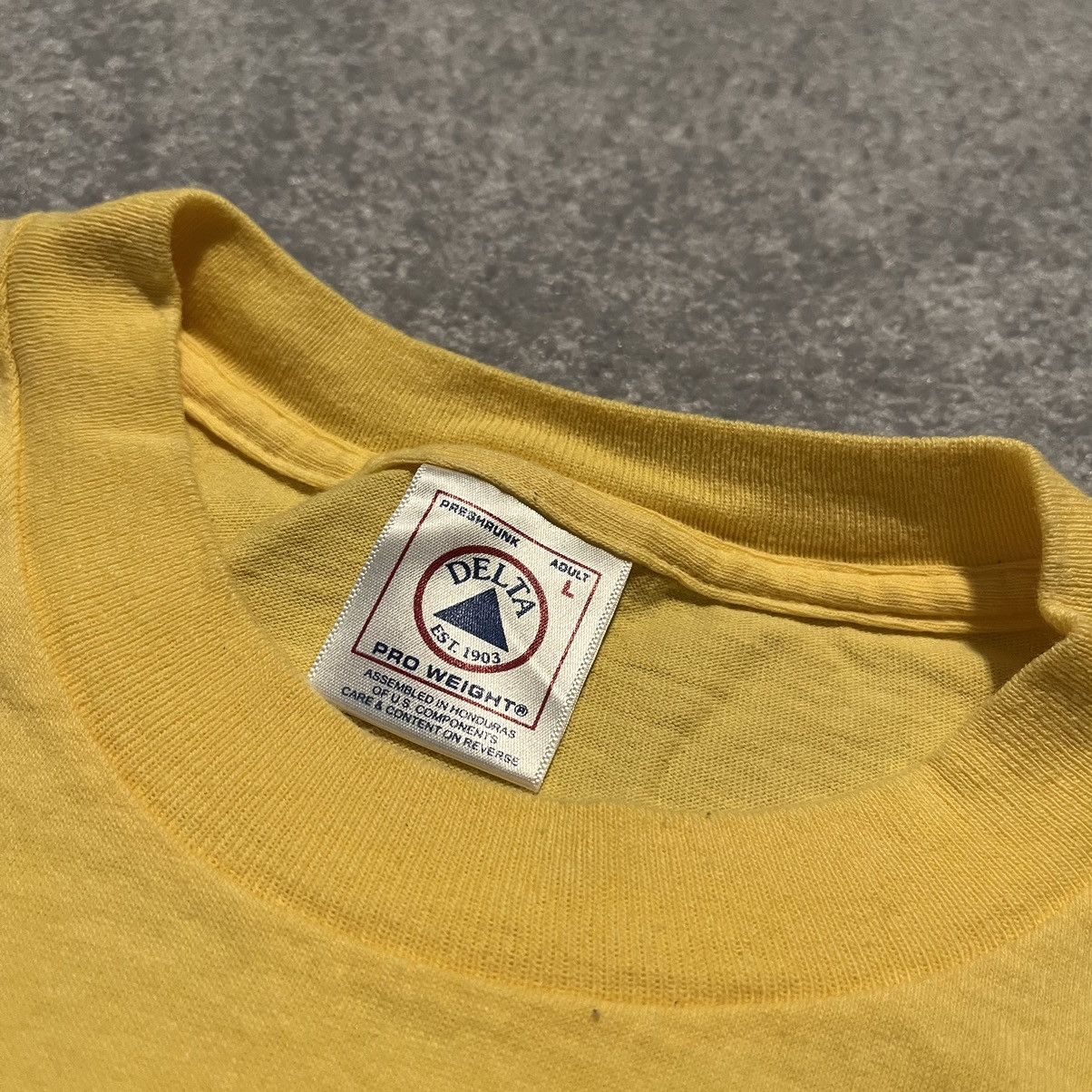 Vintage Vintage 90s Shut Up and Fish Hook Text Parody Funny T Shirt Size US L / EU 52-54 / 3 - 4 Thumbnail