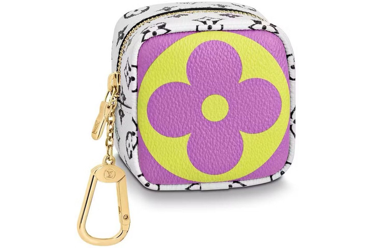 Louis Vuitton Louis Vuitton Monogram Giant Cube coin pouch bag Size ONE SIZE - 13 Thumbnail