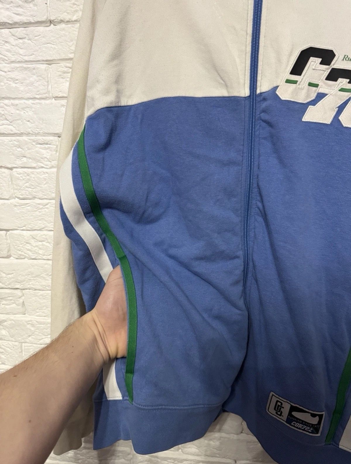 Nike Vintage Nike Cor72Z Full Zip Hoodie Cortez Huge Logo Sz L Size US L / EU 52-54 / 3 - 6 Thumbnail