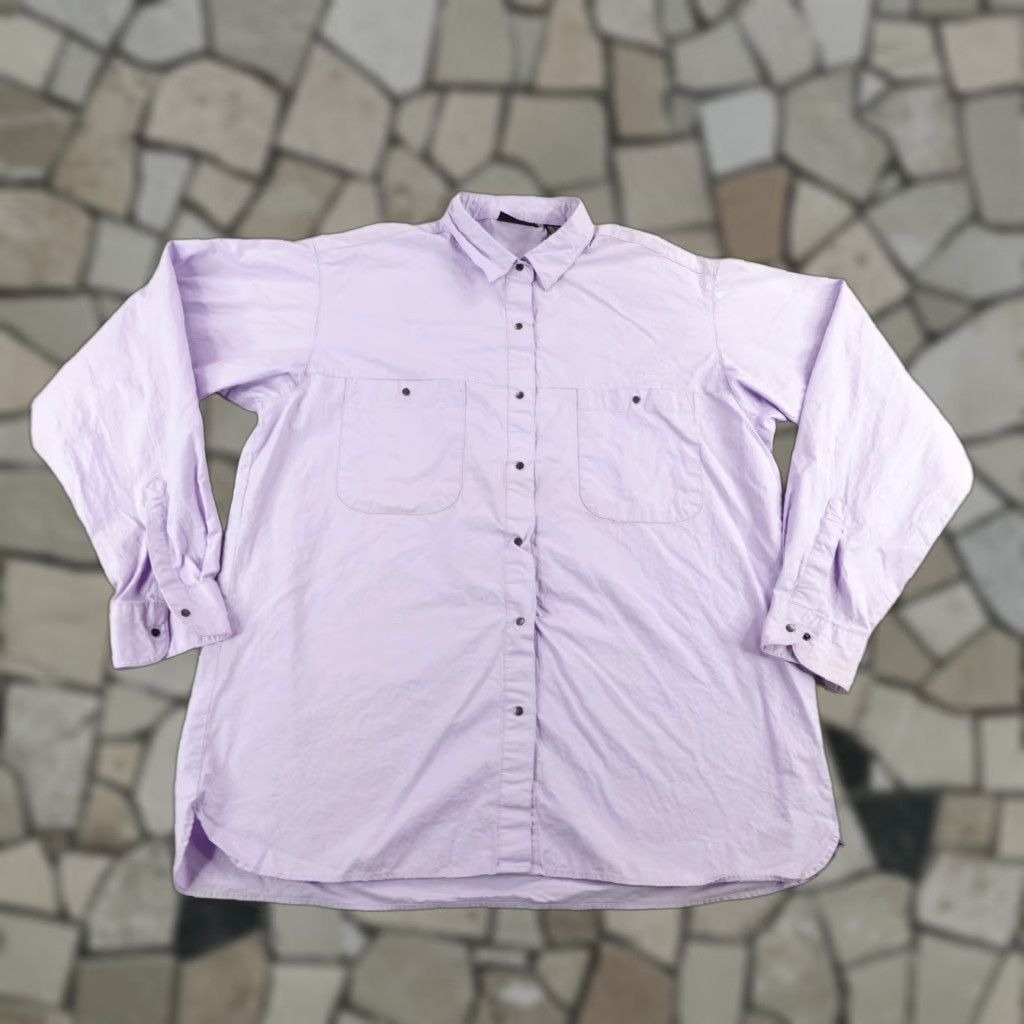 Patagonia Vintage Patagonia Shirt Womens 10 Purple Lavender Snap Up Button-Up Collared Top Y2K Size L / US 10 / IT 46 - 1 Thumbnail