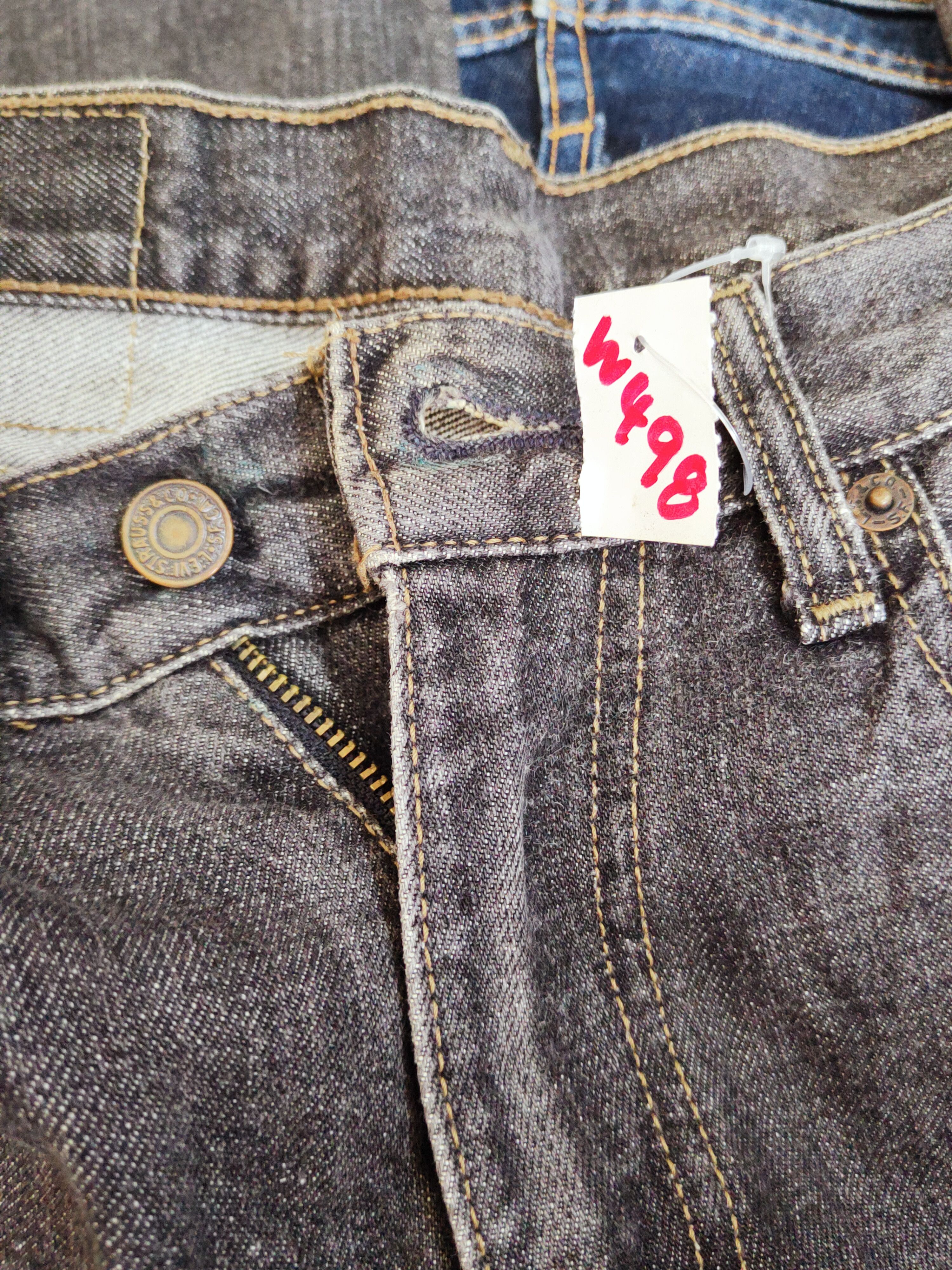Levi's 552 Levi's Black Distressed Ripped Jeans #W498 Size US 27 - 19 Thumbnail