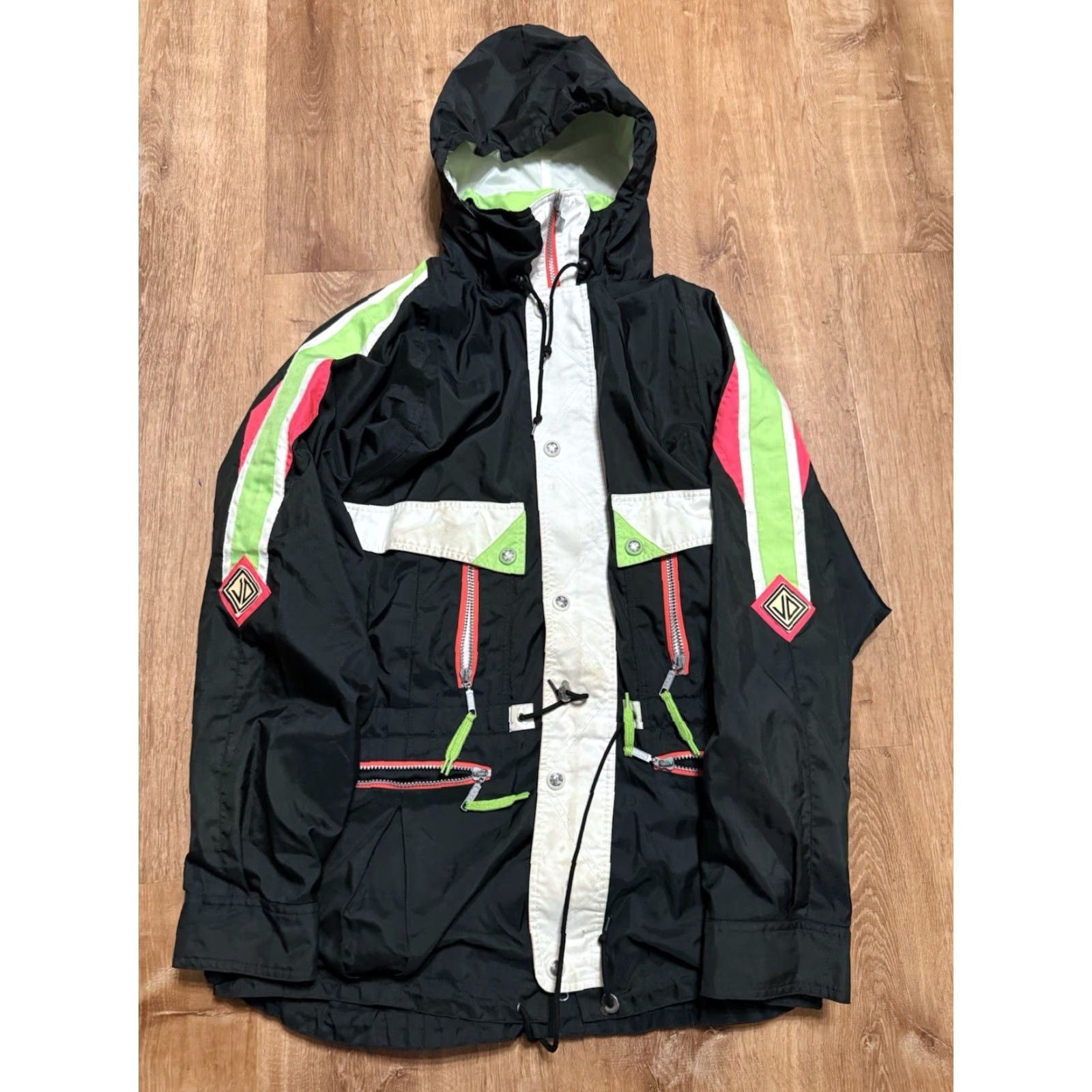 Vintage VINTAGE Valley Sun Valley Ski Jacket Men XL Black Distressed Parka Skiing Men Size US XL / EU 56 / 4 - 2 Thumbnail
