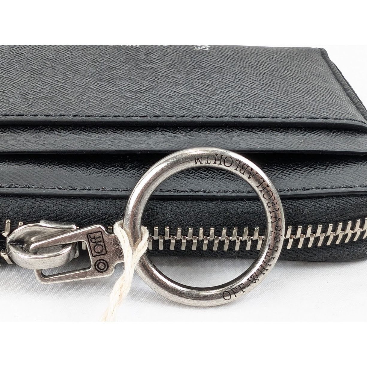 Off-White o1rshd1 Size: OS / Binder Diag Saff Zip Wallet in Black Size ONE SIZE - 8 Thumbnail