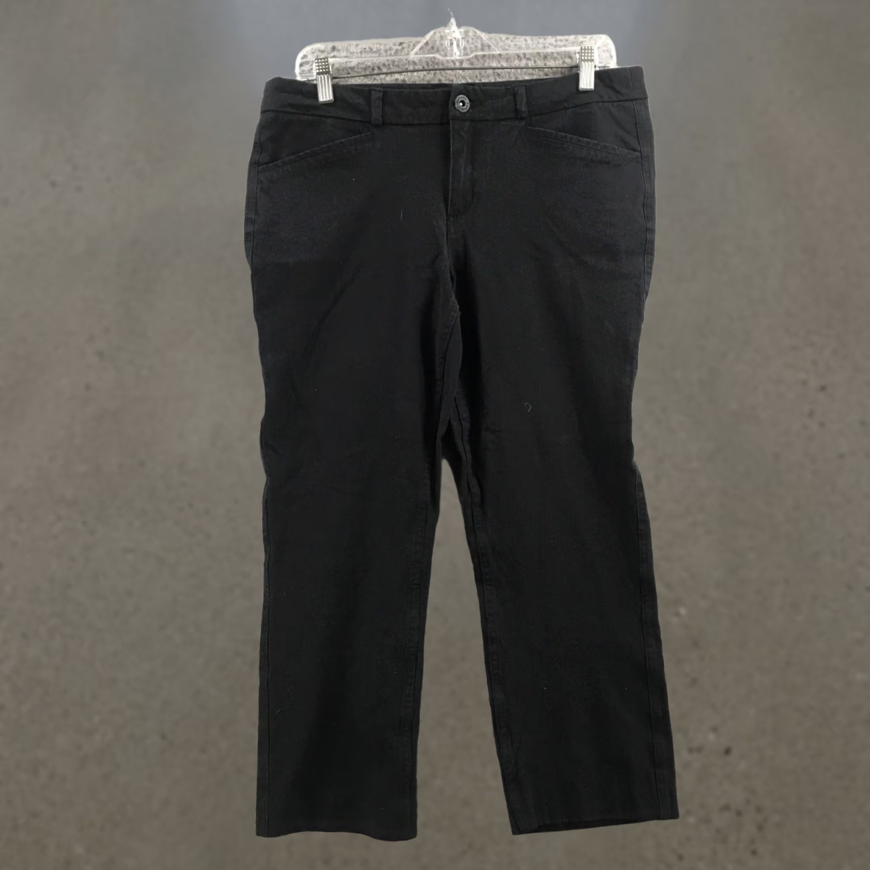 Banana Republic Banana Republic Cropped Jeans Womens 10 Black Zip Fly Mid Rise Slash Pockets Jeans Size 32" / US 10 / IT 46 - 1 Thumbnail