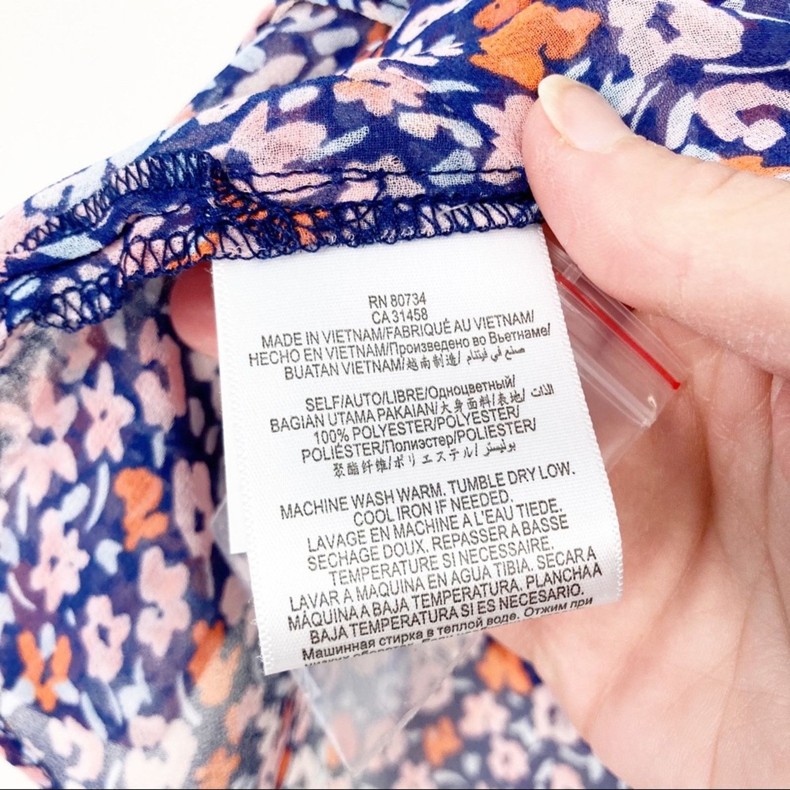 BCBGeneration BCBGeneration Microfloral Tiered Chiffon Tank Top Sz M Size M / US 6-8 / IT 42-44 - 3 Thumbnail