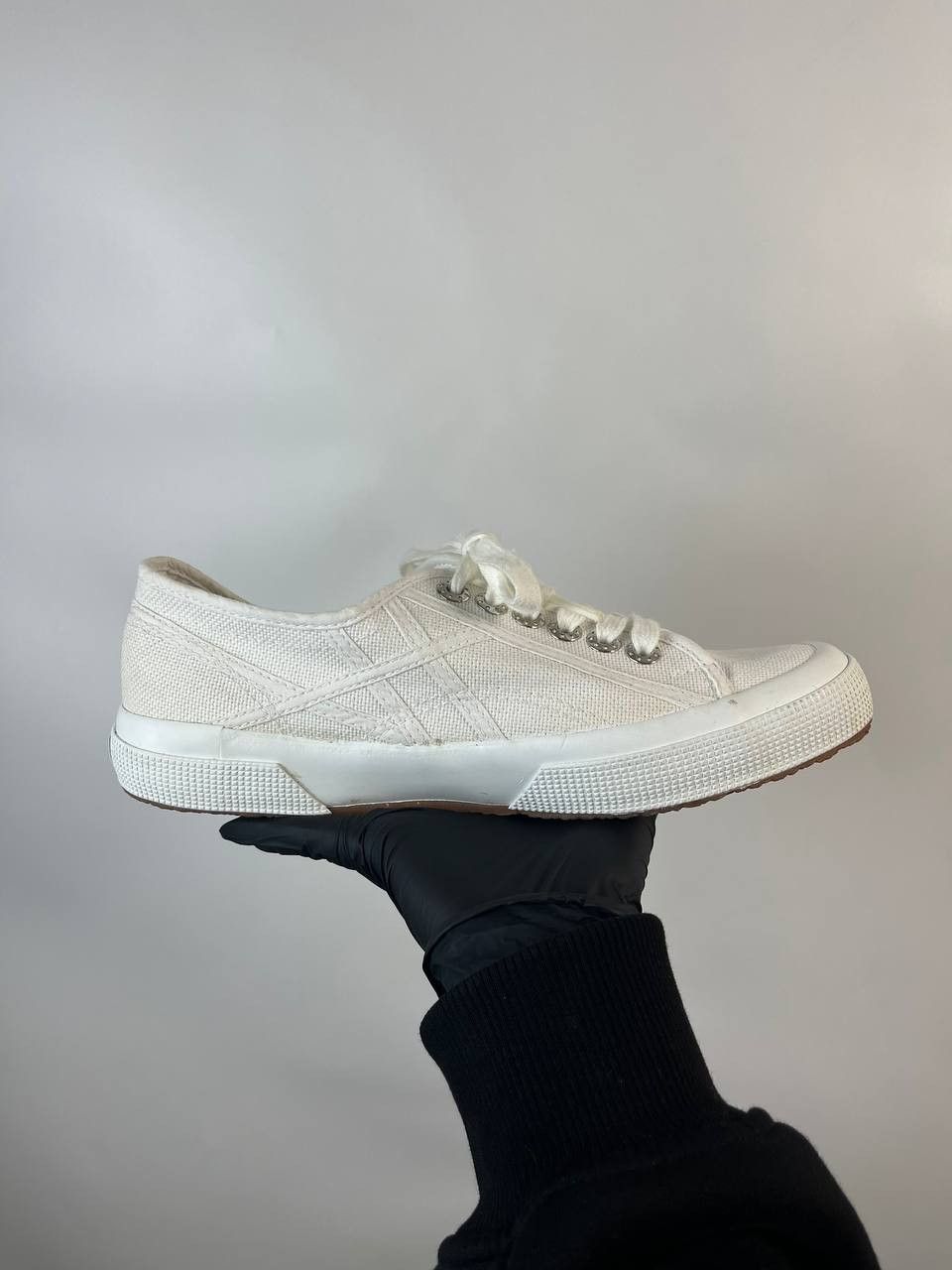 Superga ALAÏA x Superga Canvas Sneakers Low Top Women’s EU 39 US 8 Size US 8 / IT 38 - 2 Thumbnail