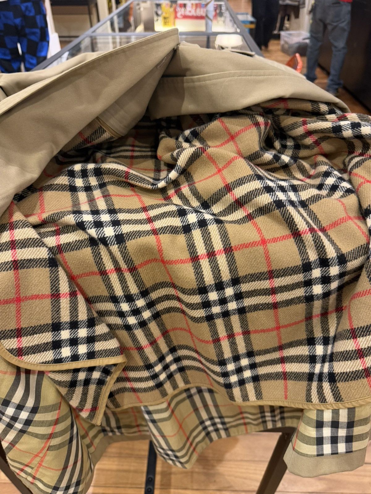Burberry Burberry Vintage Double Breast Trench Coat - Beige Size US M / EU 48-50 / 2 - 4 Thumbnail