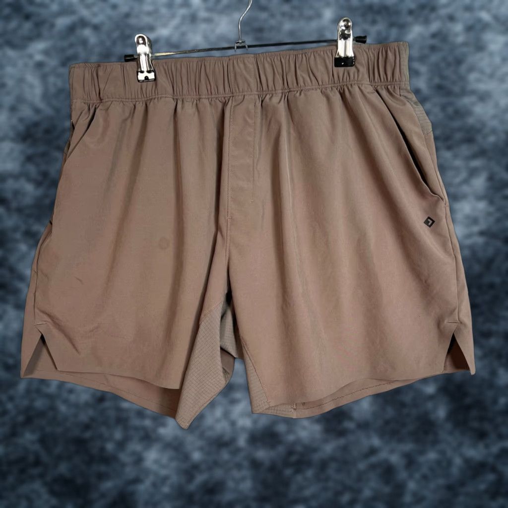 Abercrombie & Fitch Abercrombie & Fitch YPB MotionTEK Training Shorts Womens XL Brown Athletic Shorts Size 40" / US 18 - 1 Thumbnail
