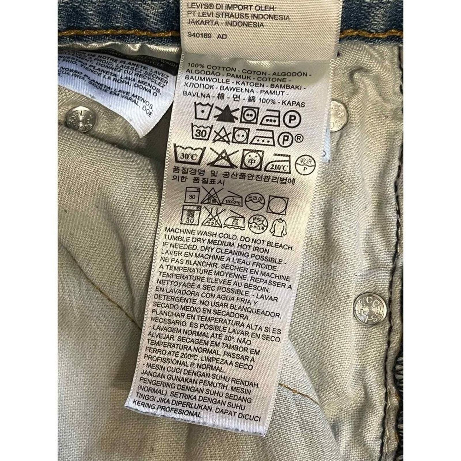 Levi's Levi’s 569 Men’s 36/34 distressed medium blue 2014 Lesotho Size US 36 / EU 52 - 12 Thumbnail