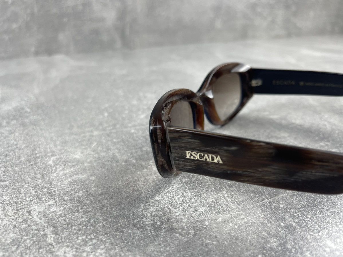 Escada Escada 00s Oval Acetate Sunglasses Brown Tortoise Hand Made Size ONE SIZE - 7 Thumbnail