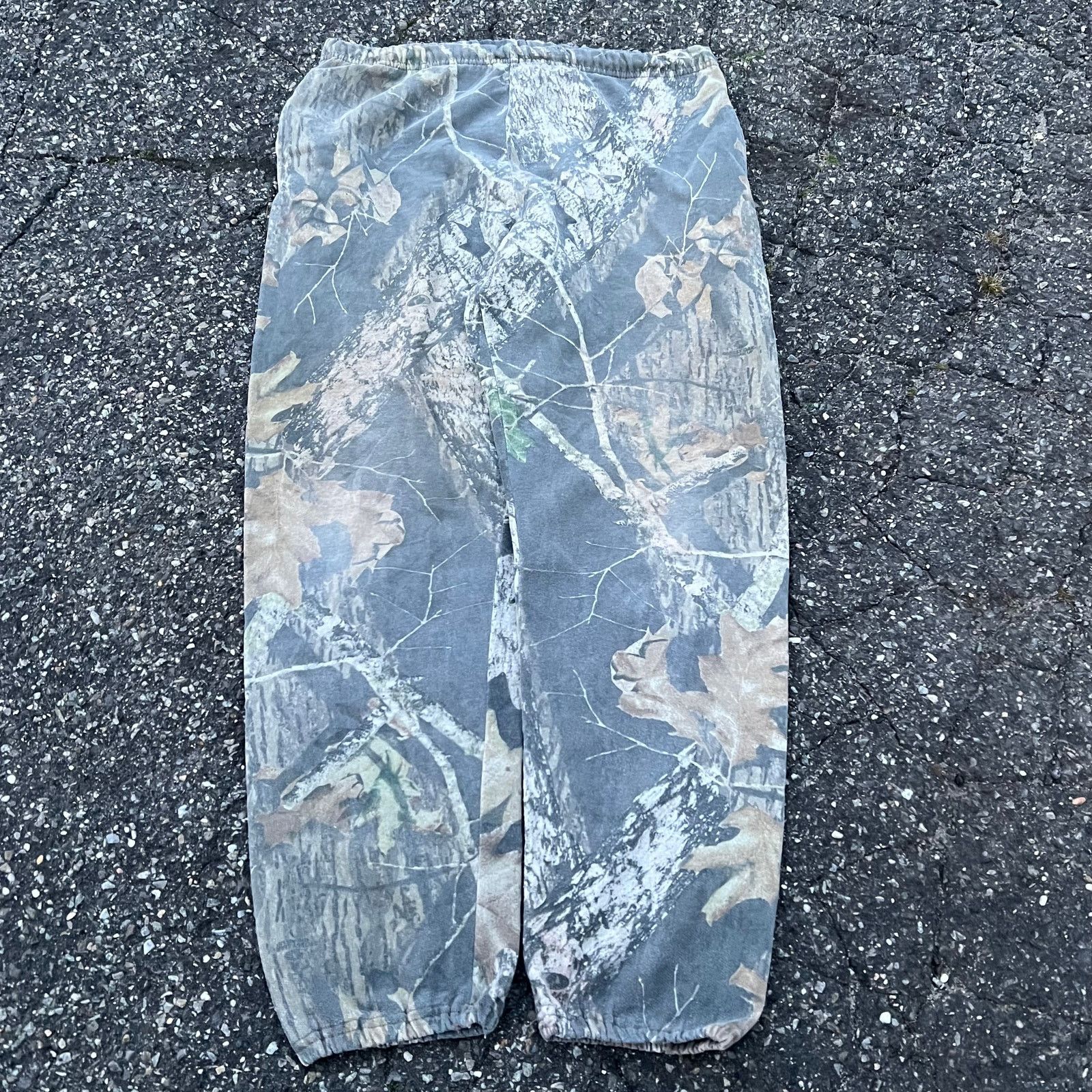 Jerzees × Vintage Vintage realtree camo jerzees essential blank sweatpants Size US 34 / EU 50 - 1 Thumbnail
