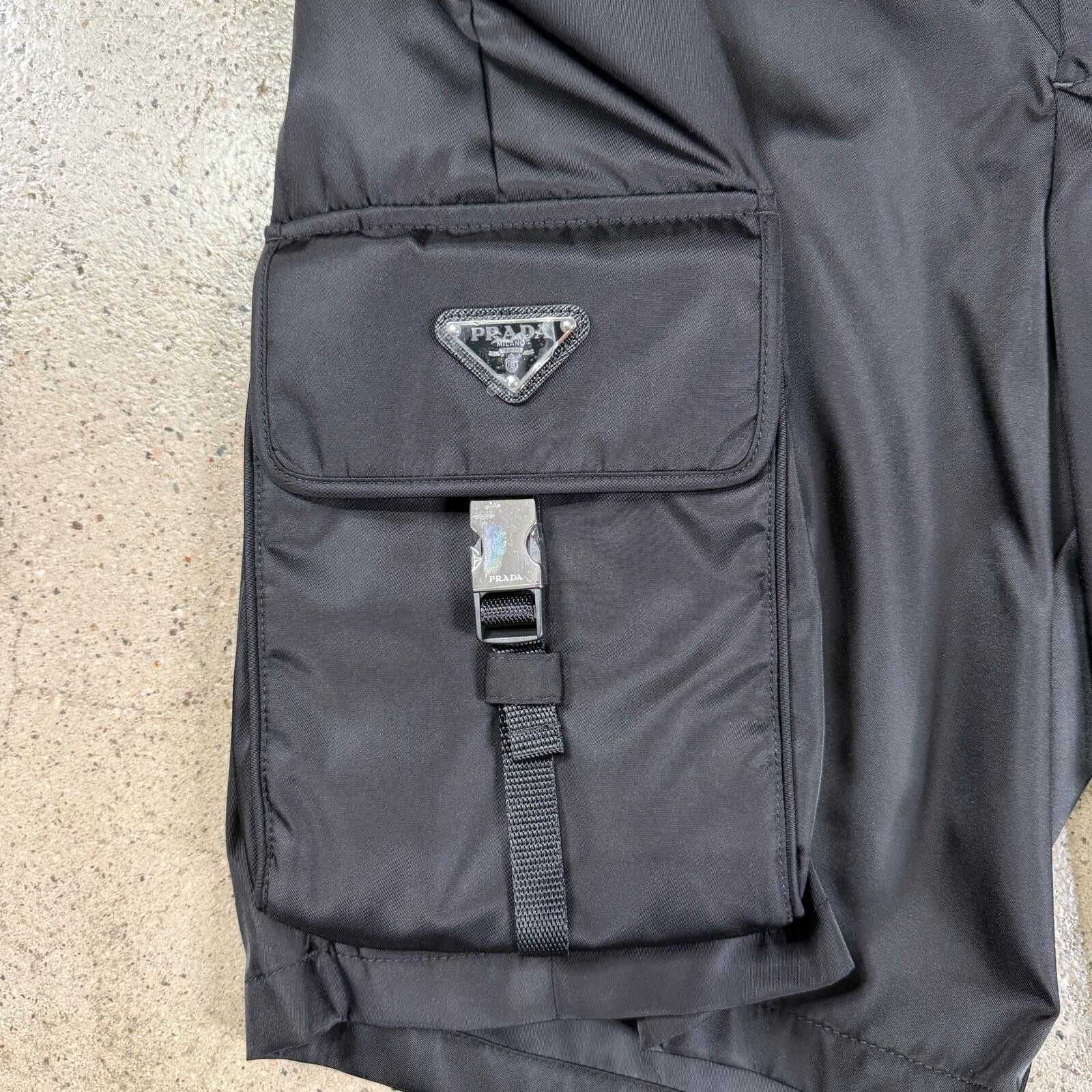 Prada Prada Re-Nylon Bermuda Shorts Size US 36 / EU 52 - 2 Thumbnail