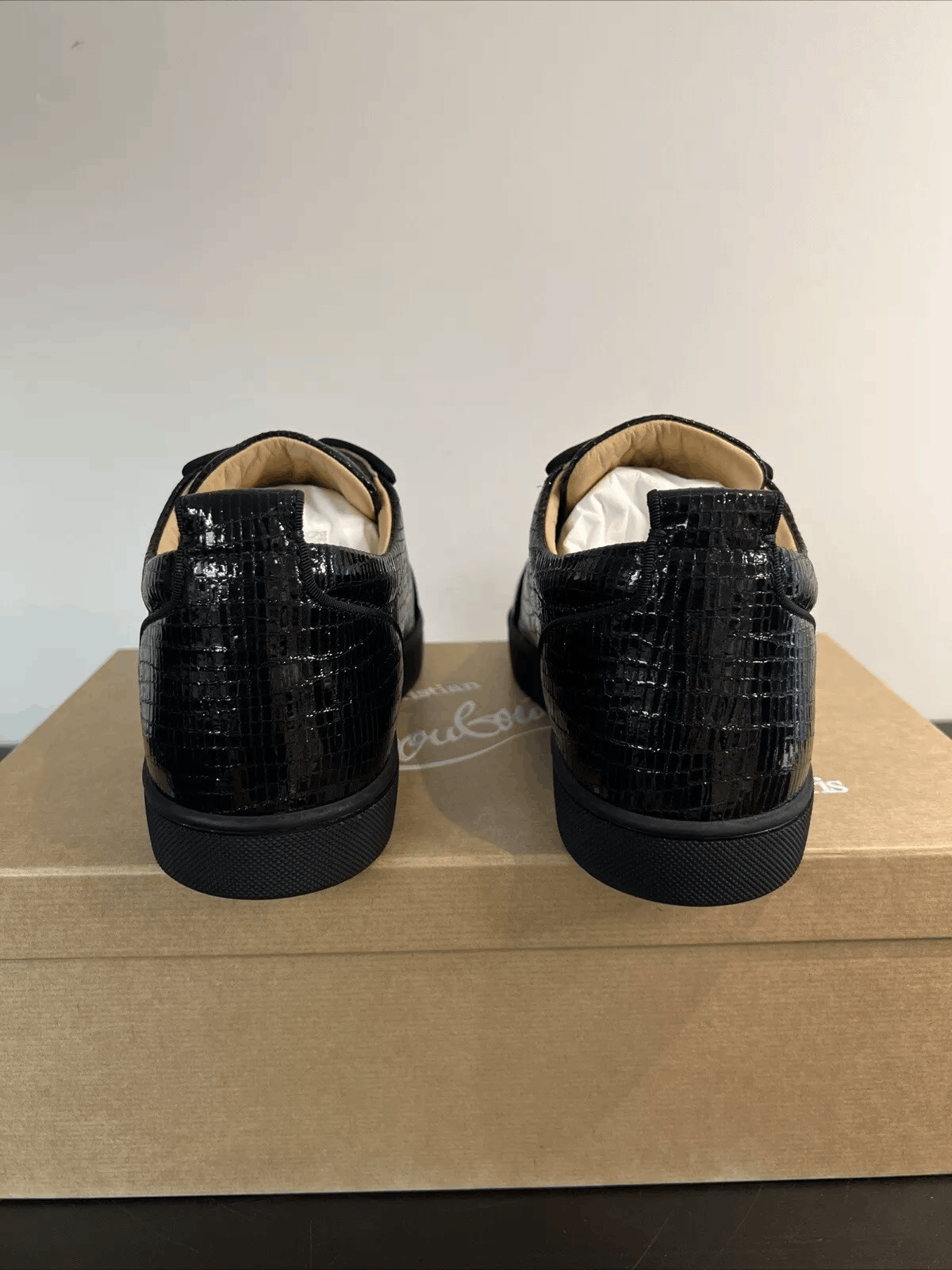 Christian Louboutin Christian Louboutin Louis Junior Spikes Reptile Alligator Size US 10 / EU 43 - 3 Thumbnail