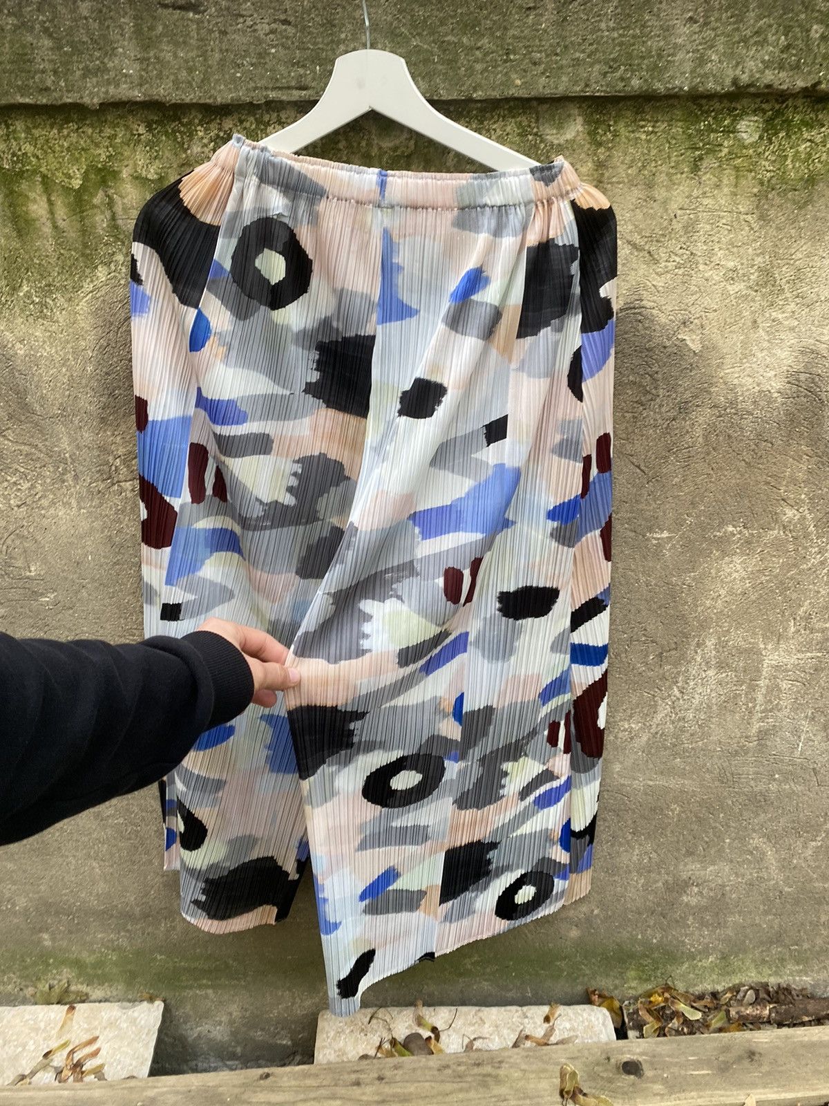Pleats Please Issey Miyake Pleats Please Issey Miyake Overprinted Pants Size 27" / US 4 / IT 40 - 7 Thumbnail